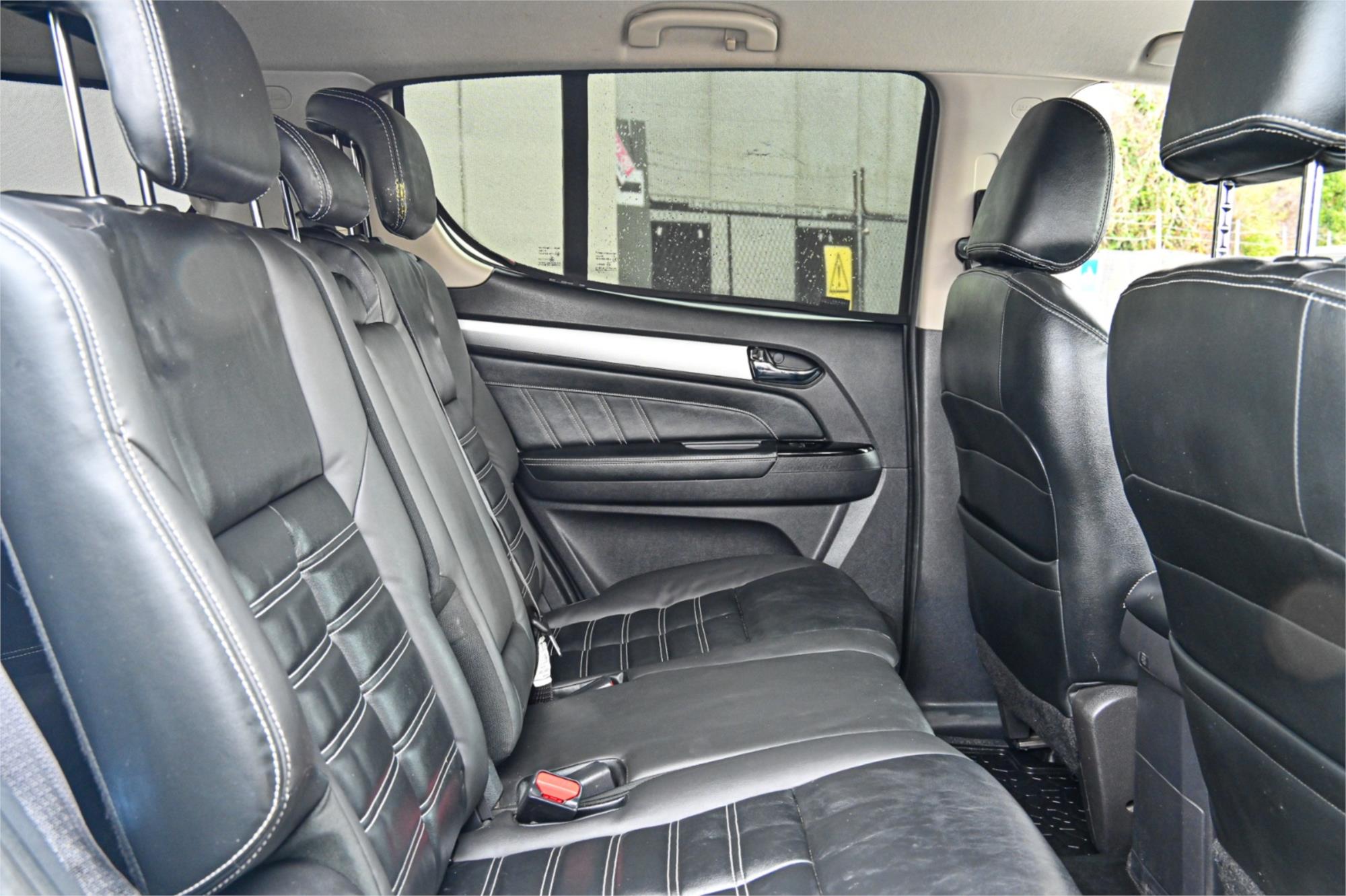 2018 ISUZU MU-X UC MY18 LS-T (4x2) 6 SP AUTO SEQUENTIAL 4D WAGON