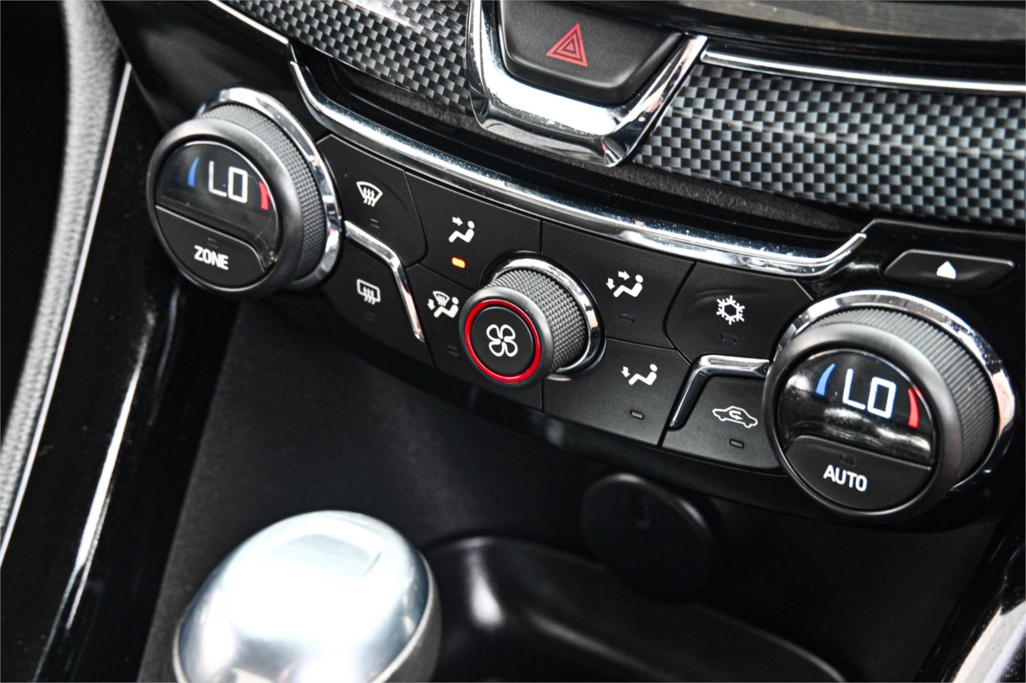 2015 HOLDEN UTE VF II SV6 6 SP AUTOMATIC UTILITY