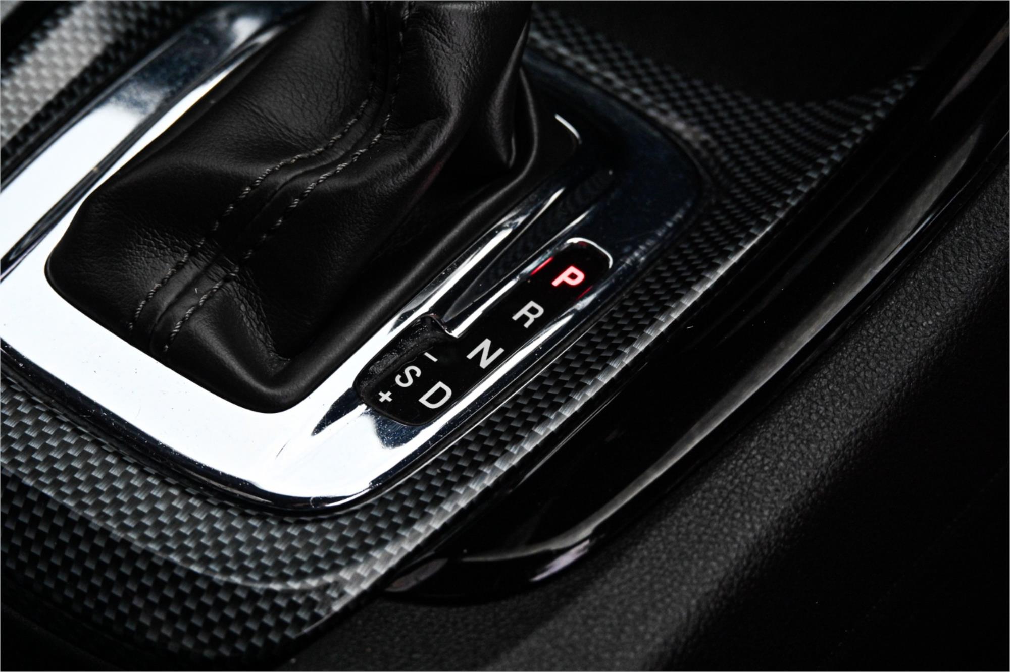 2015 HOLDEN UTE VF II SV6 6 SP AUTOMATIC UTILITY