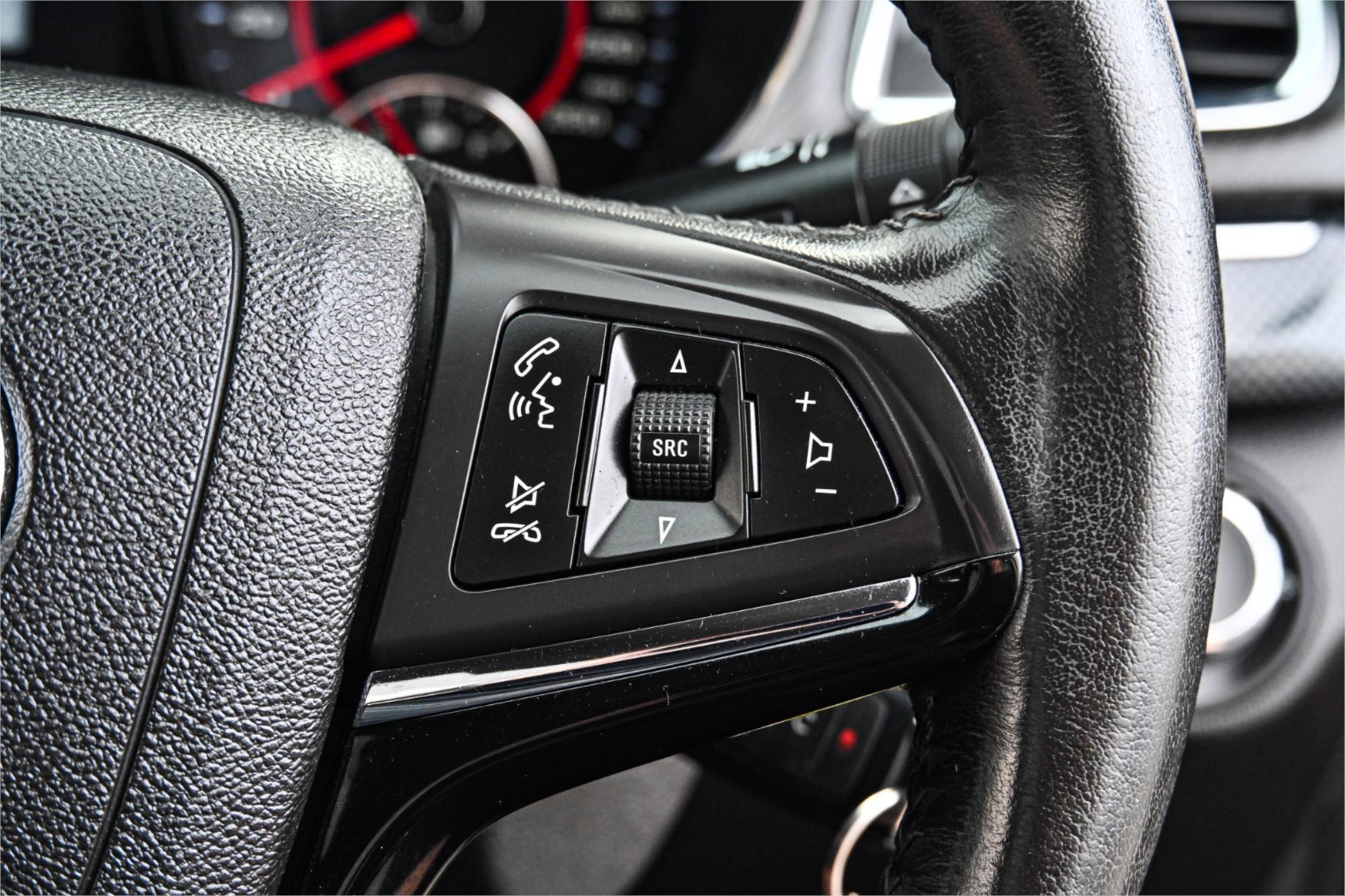 2015 HOLDEN UTE VF II SV6 6 SP AUTOMATIC UTILITY