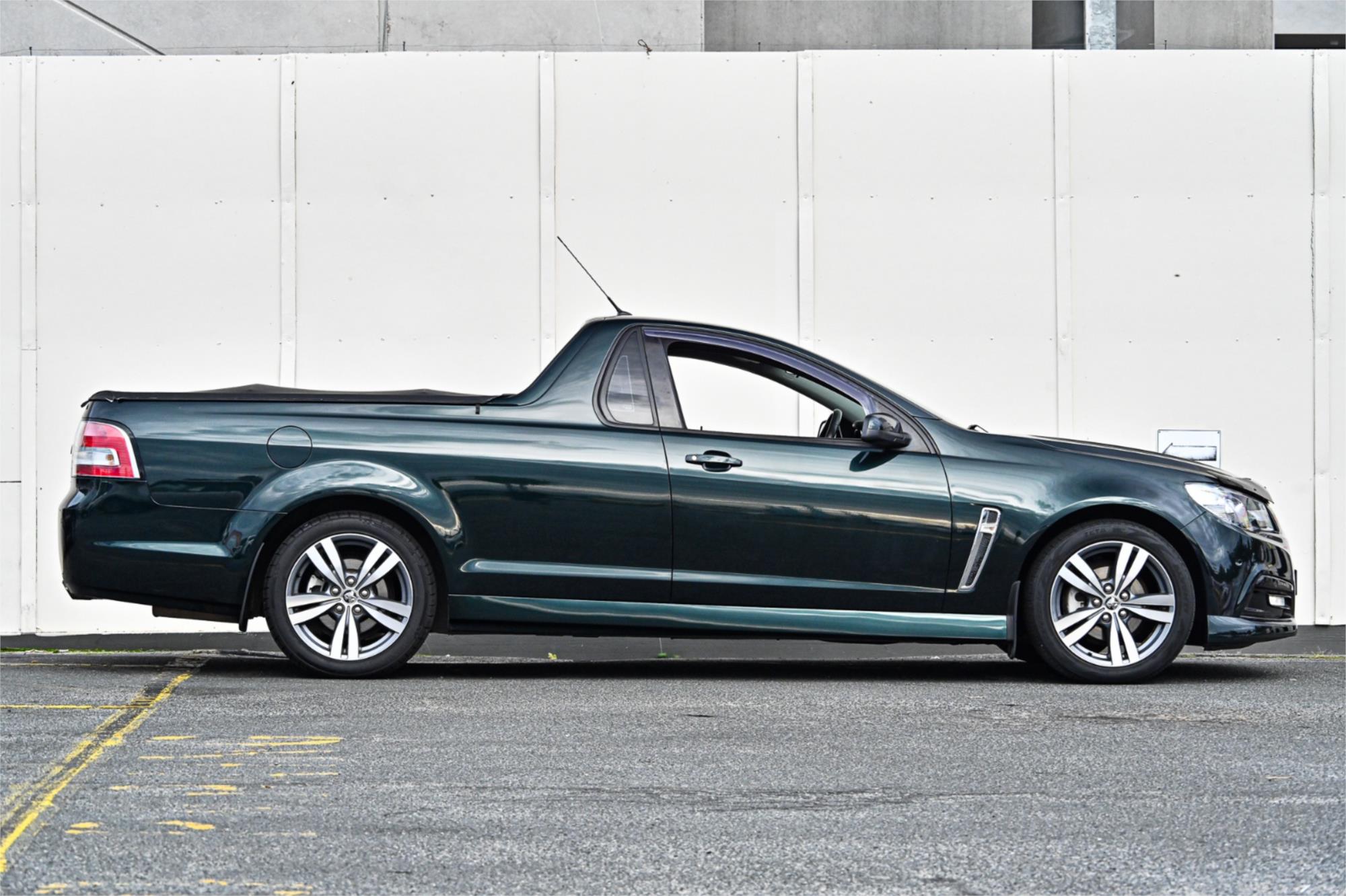 2015 HOLDEN UTE VF II SV6 6 SP AUTOMATIC UTILITY
