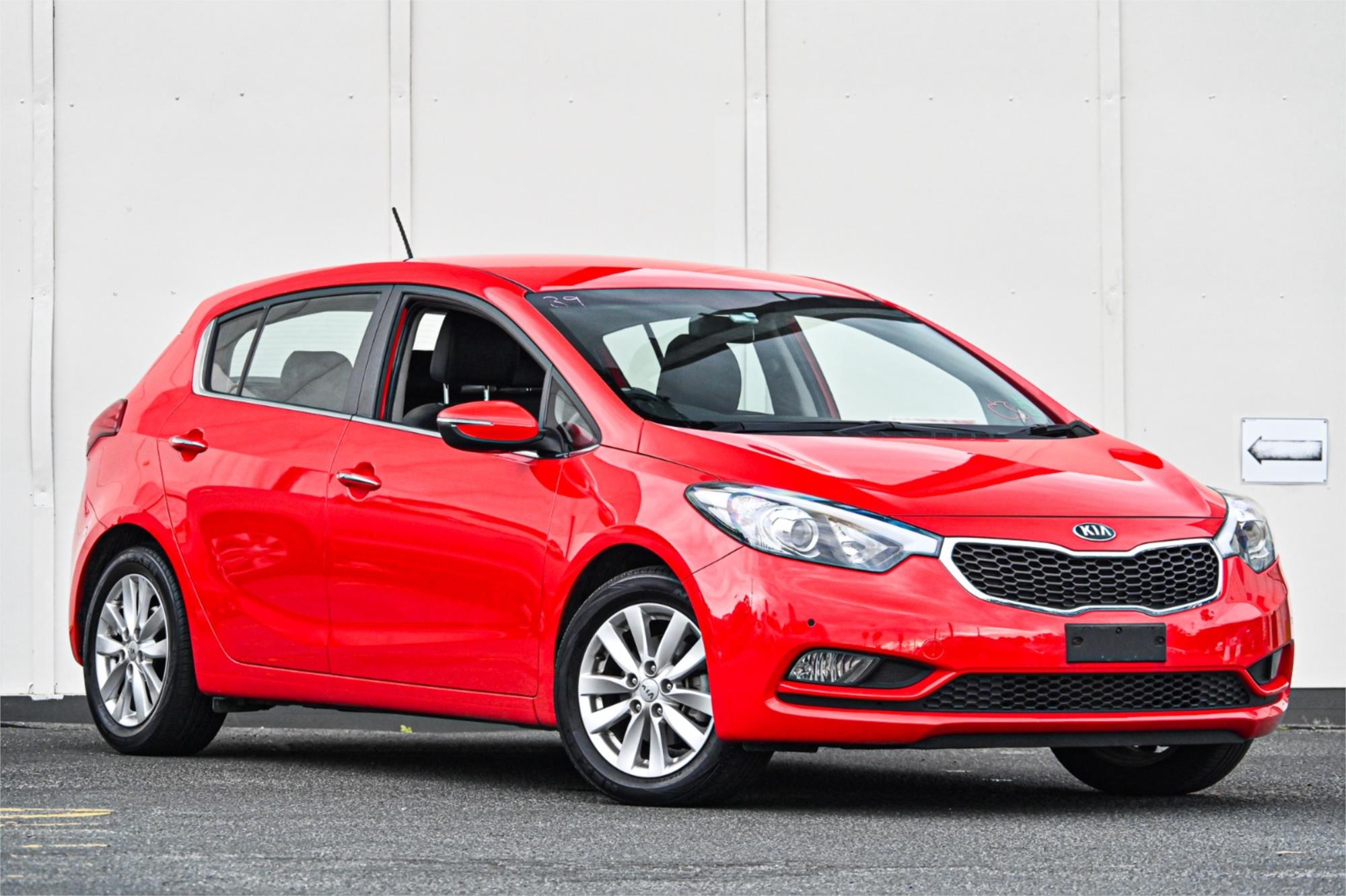 2015 KIA CERATO YD MY15 SI 6 SP AUTOMATIC 5D HATCHBACK