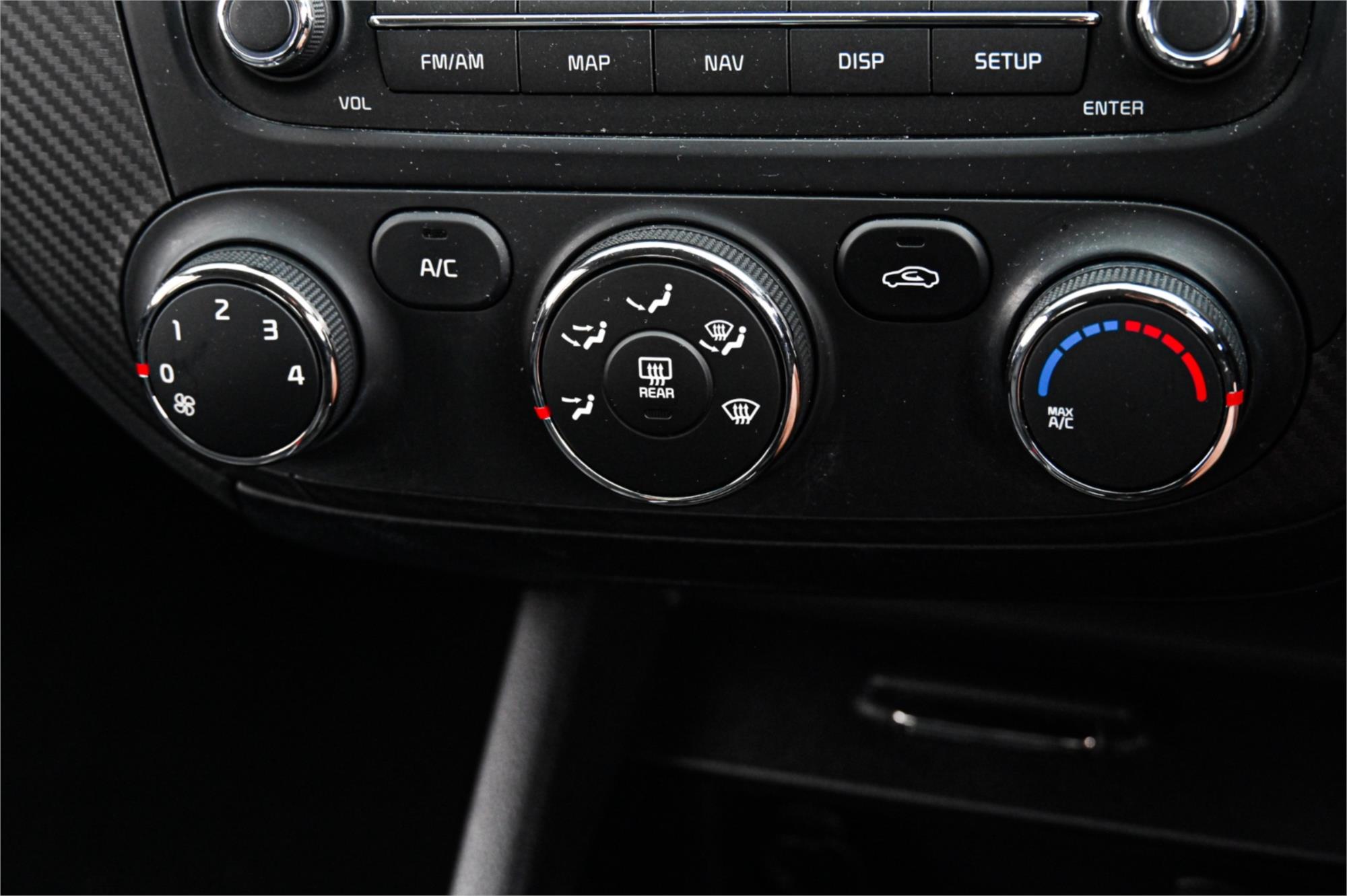 2015 KIA CERATO YD MY15 SI 6 SP AUTOMATIC 5D HATCHBACK