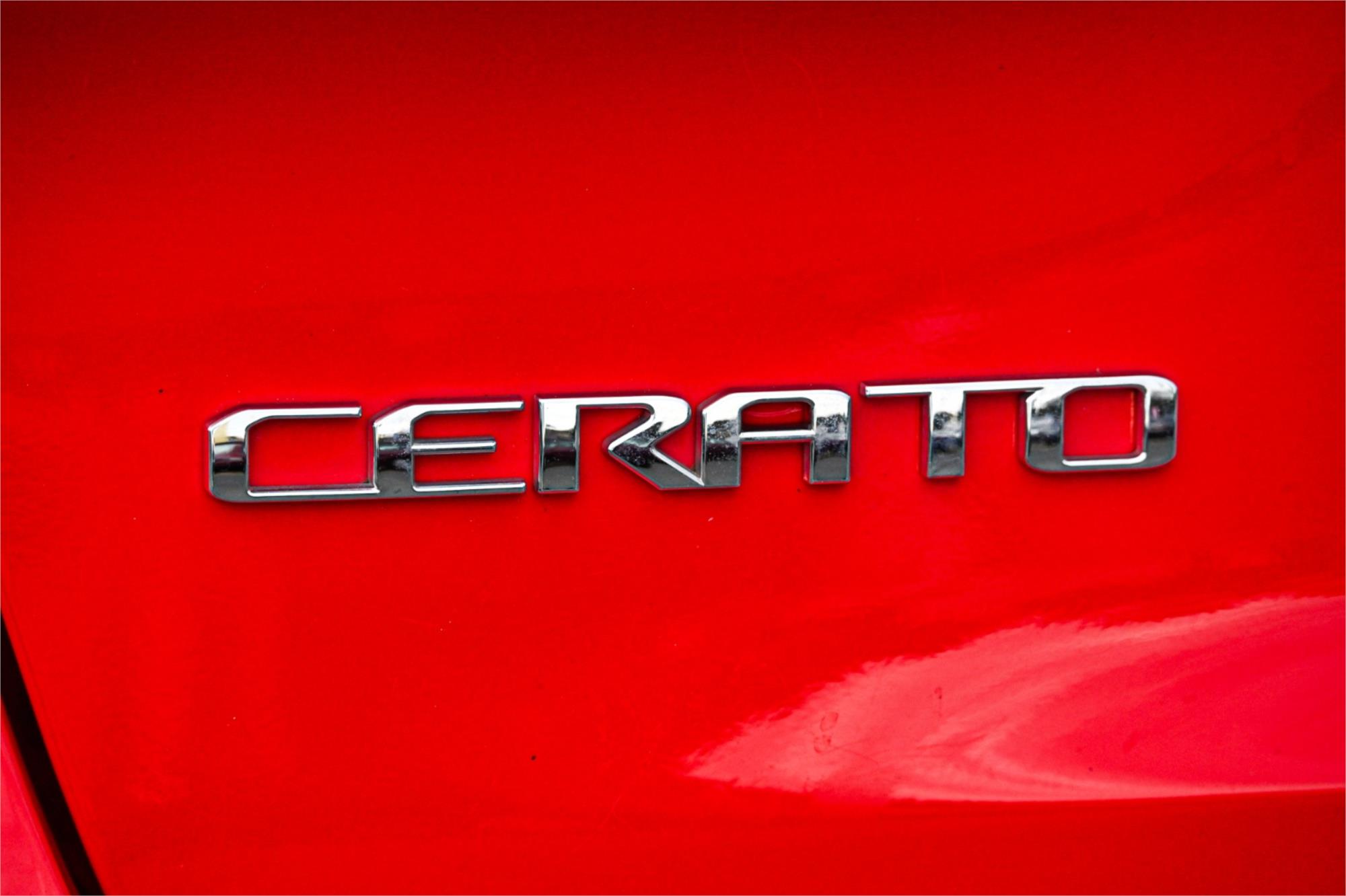 2015 KIA CERATO YD MY15 SI 6 SP AUTOMATIC 5D HATCHBACK