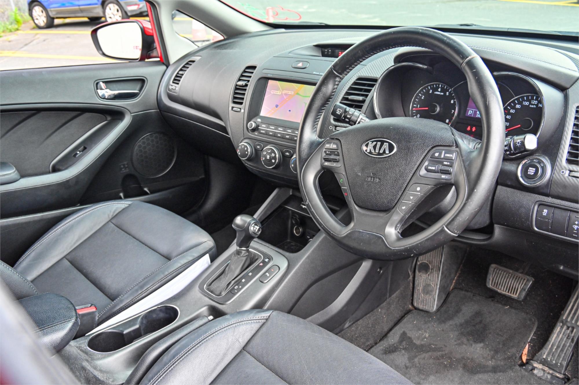 2015 KIA CERATO YD MY15 SI 6 SP AUTOMATIC 5D HATCHBACK