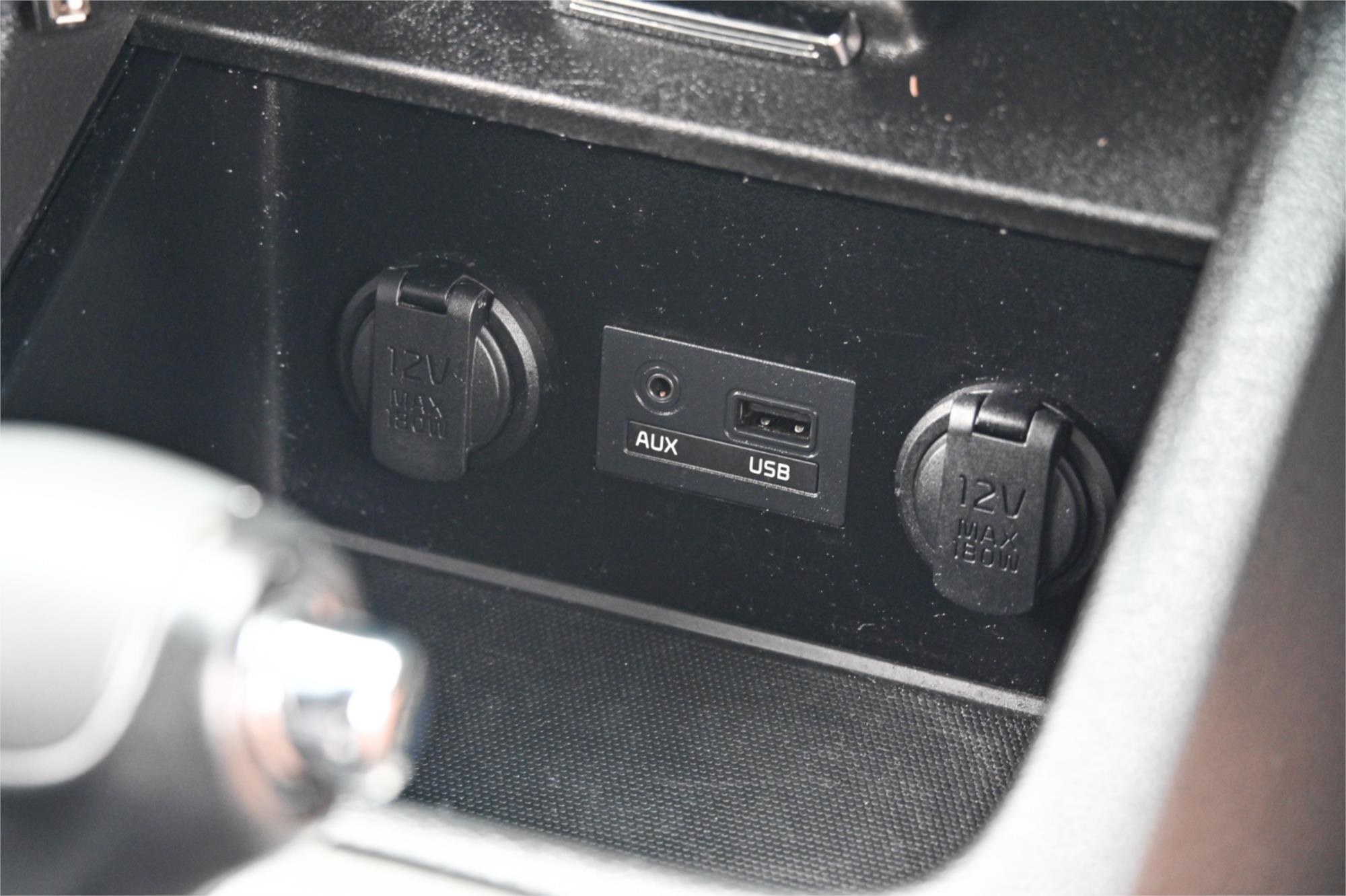 2013 KIA CERATO YD MY14 SLi 6 SP AUTOMATIC 4D SEDAN