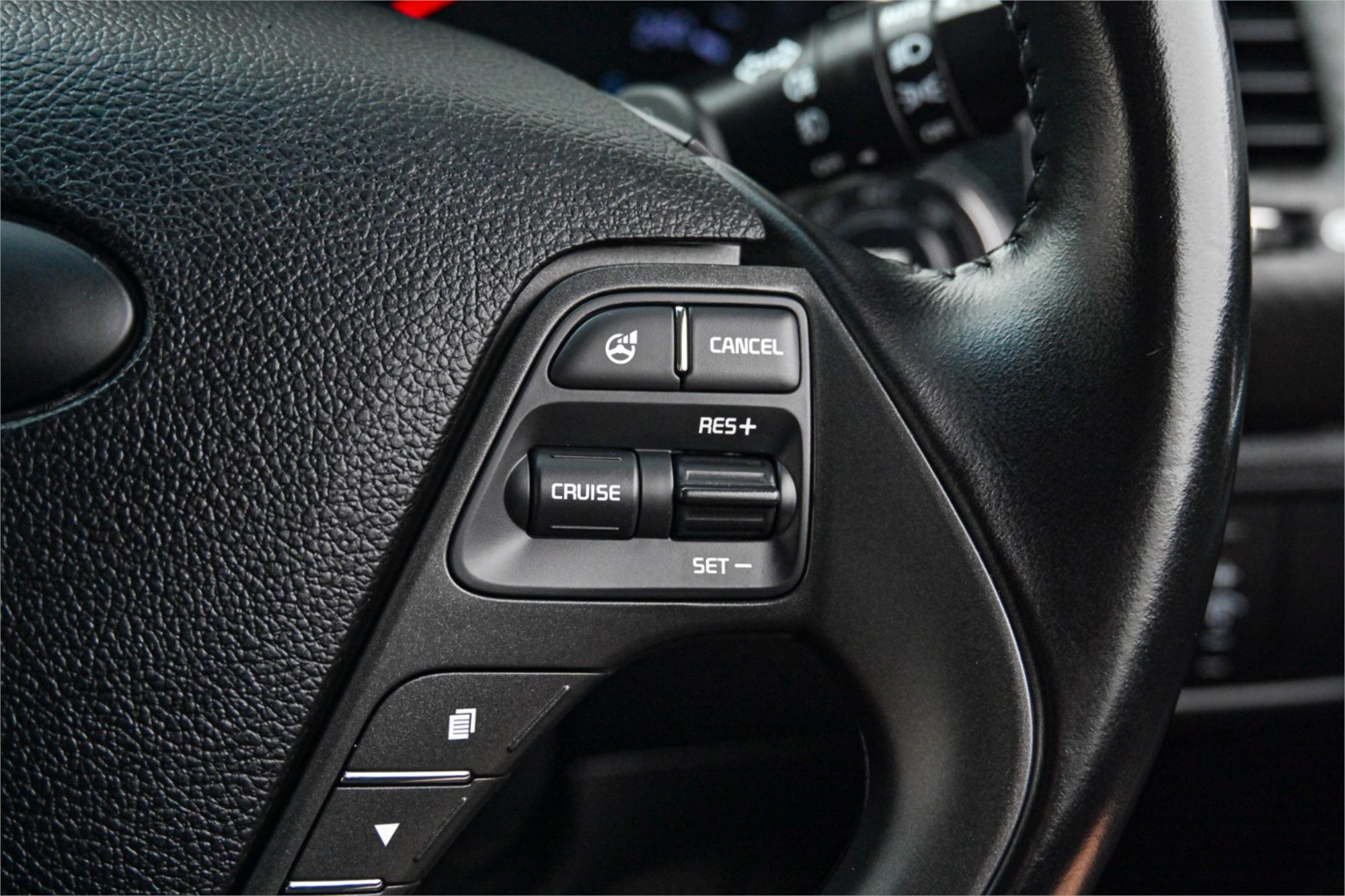 2013 KIA CERATO YD MY14 SLi 6 SP AUTOMATIC 4D SEDAN