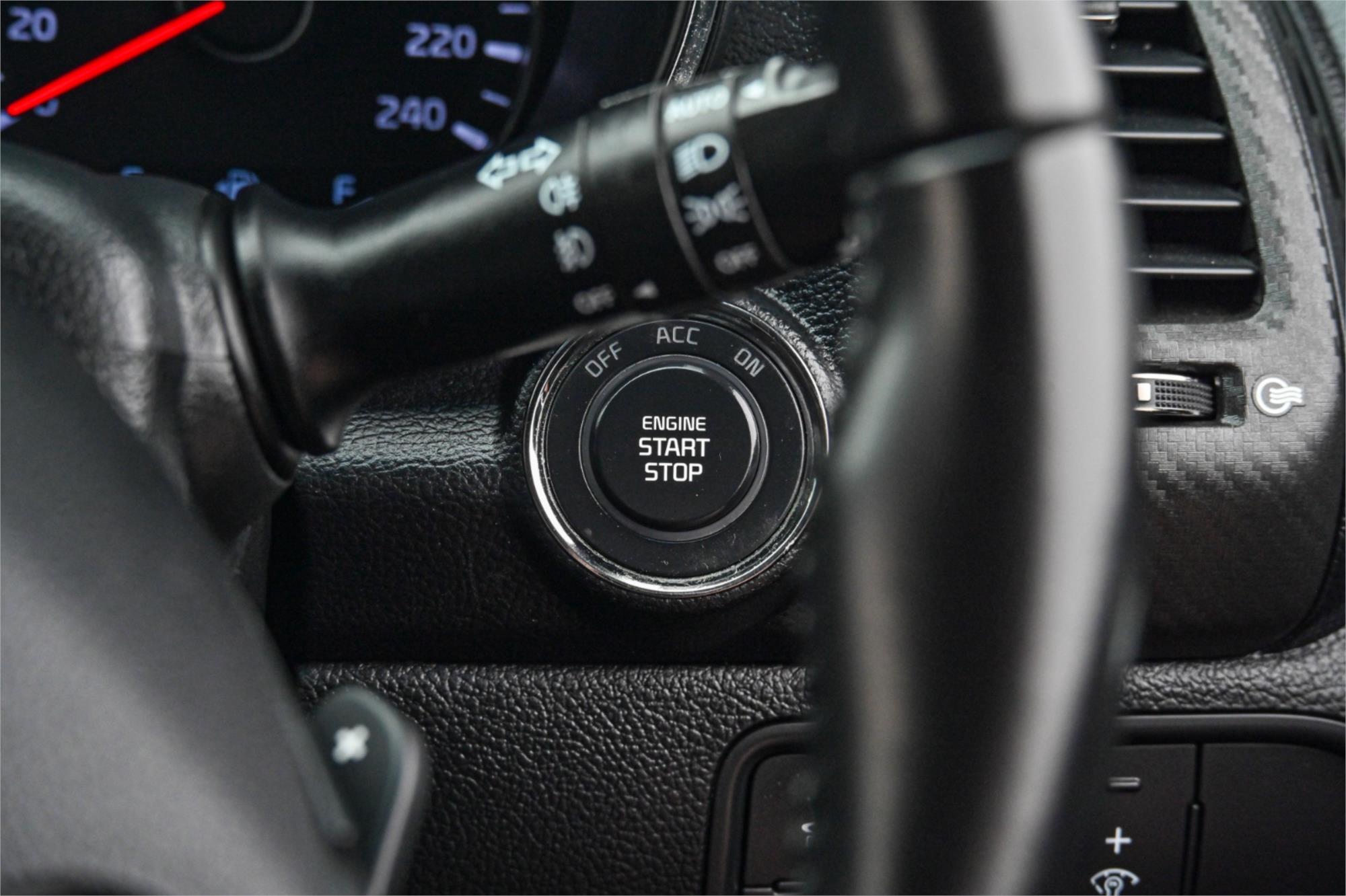 2013 KIA CERATO YD MY14 SLi 6 SP AUTOMATIC 4D SEDAN