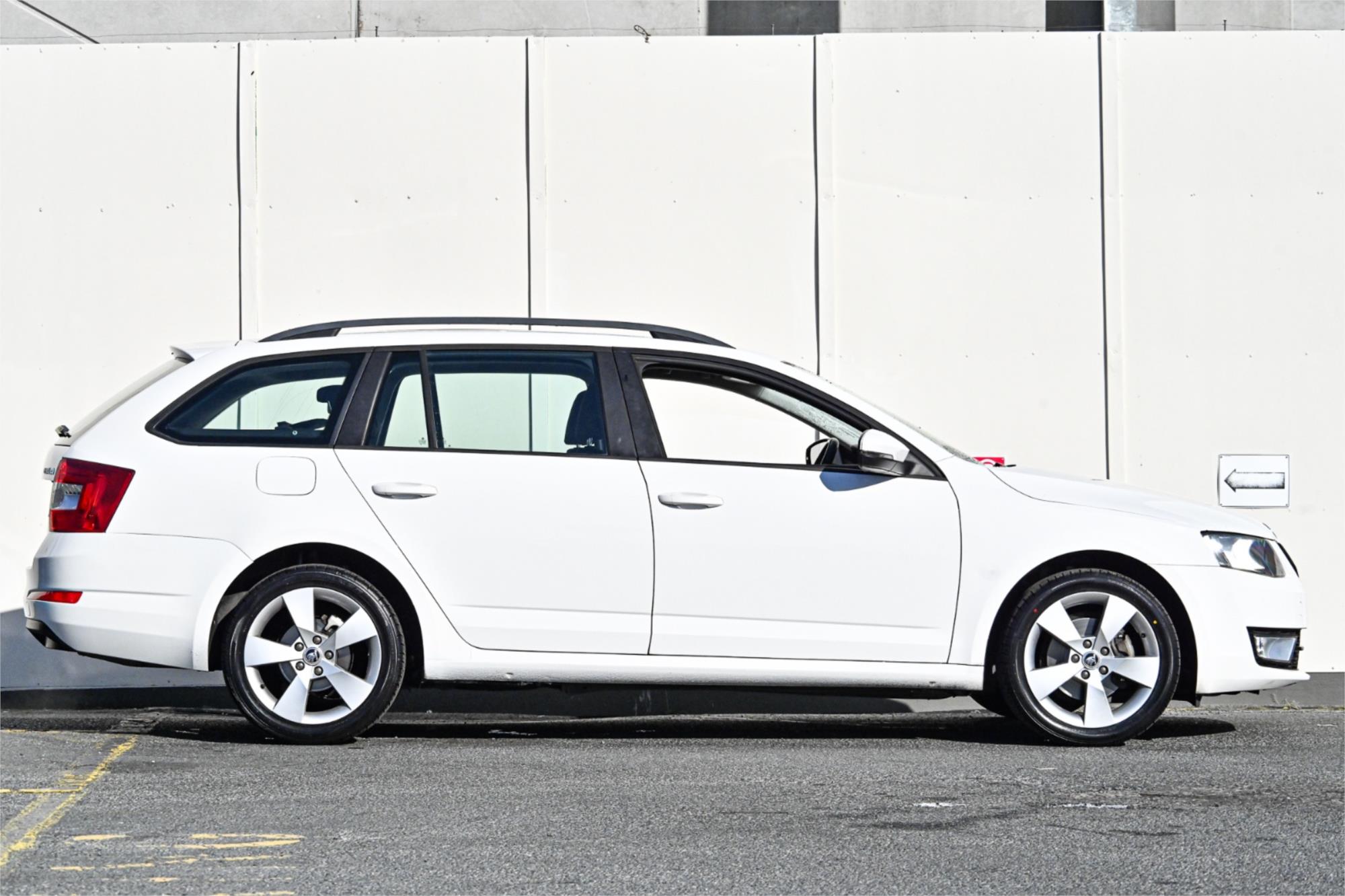 2015 SKODA OCTAVIA NE MY15 103 TSI AMBITION PLUS 7 SP AUTO DIRECT SHIFT 4D WAGON