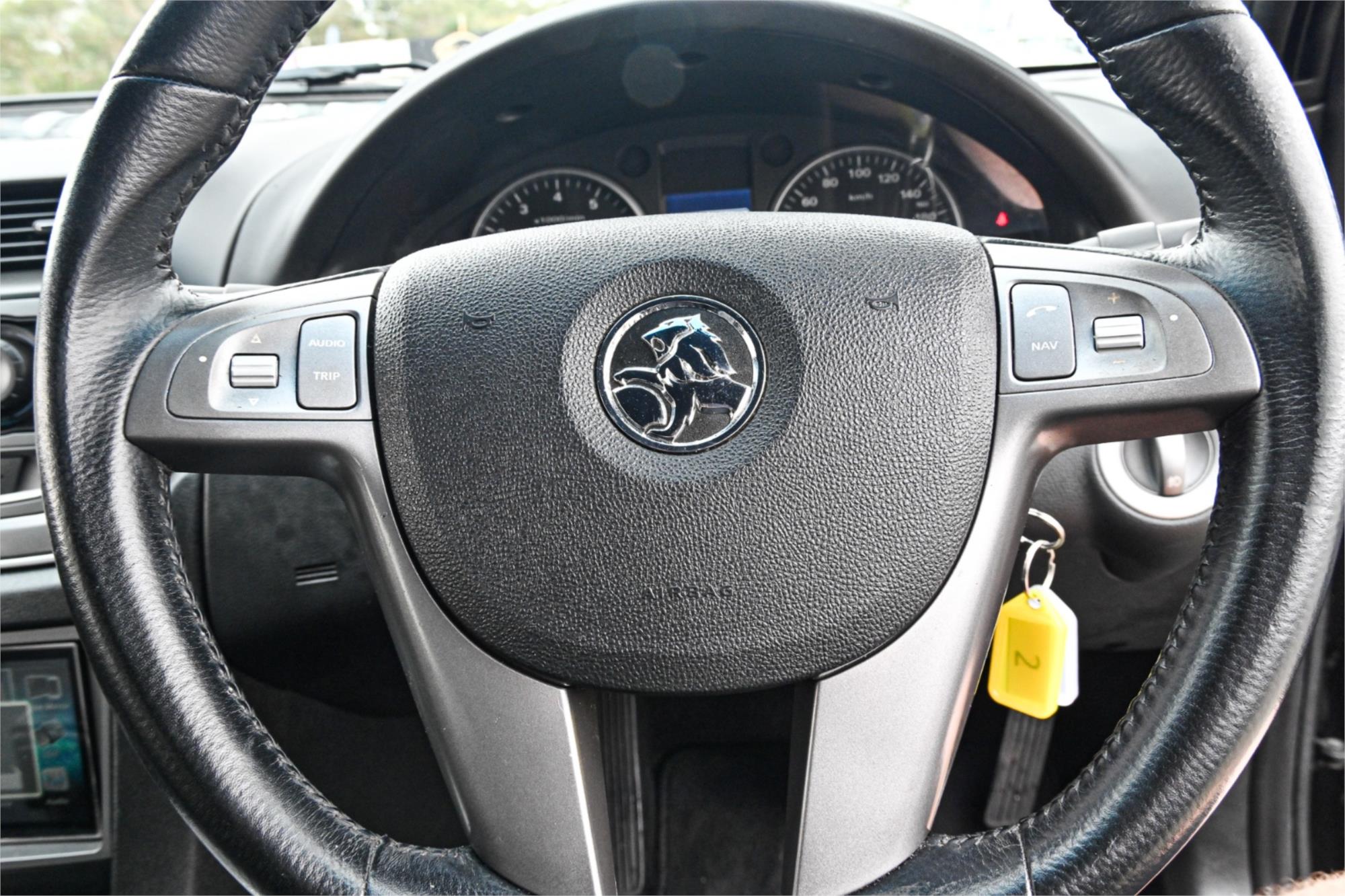 2011 HOLDEN CALAIS VE II MY12 V 6 SP AUTOMATIC 4D SEDAN