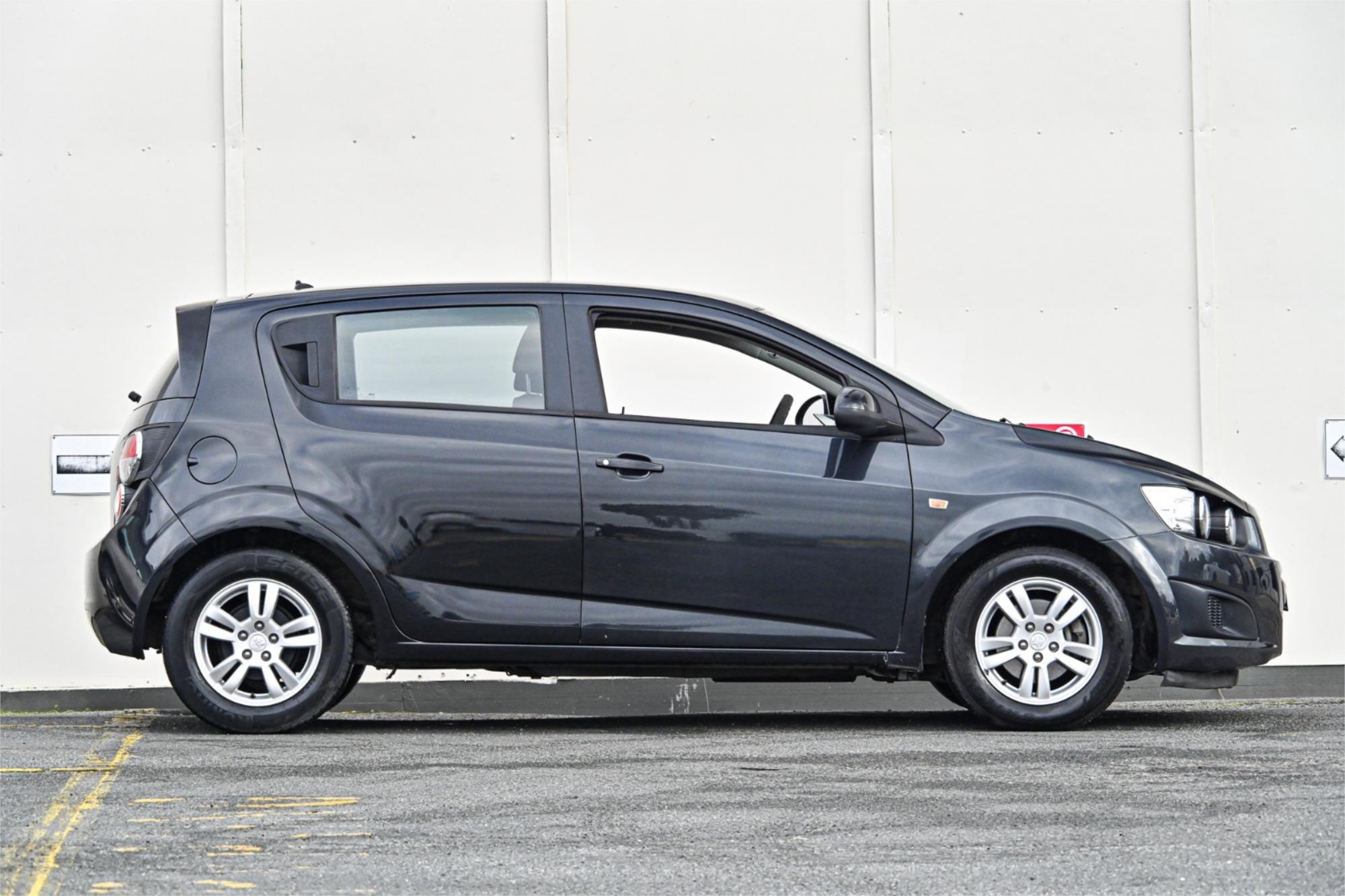 2012 HOLDEN BARINA TM 5 SP MANUAL 5D HATCHBACK