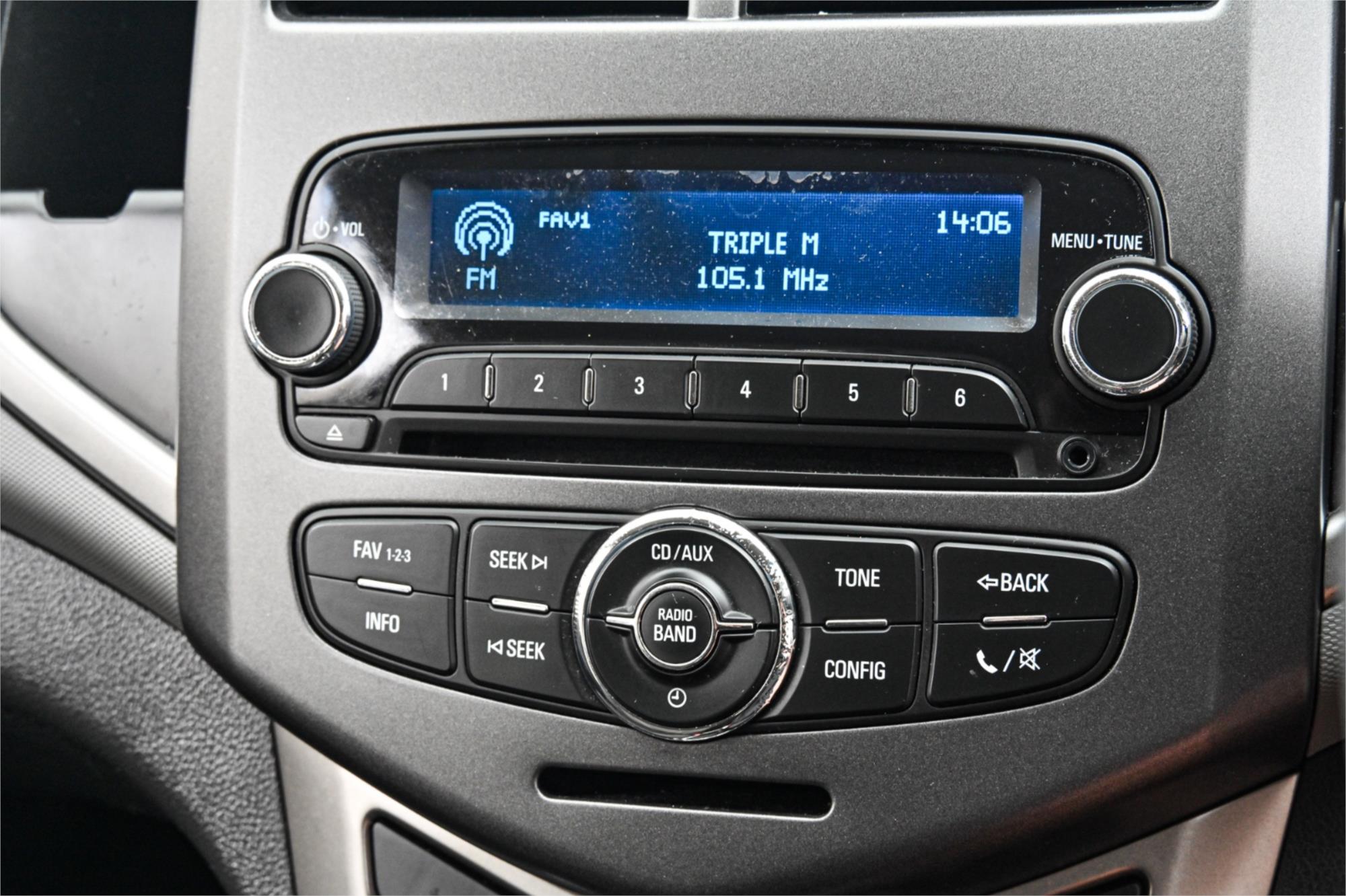 2012 HOLDEN BARINA TM 5 SP MANUAL 5D HATCHBACK