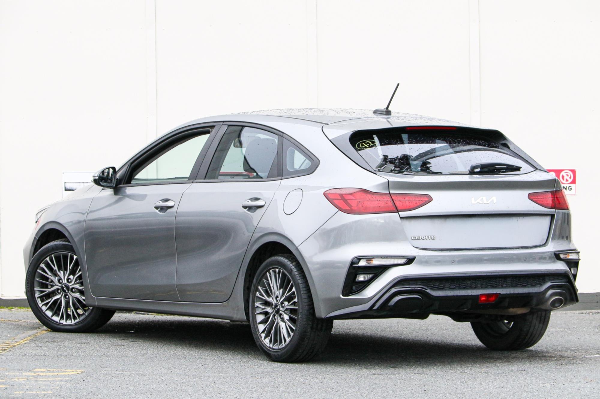 2021 KIA CERATO BD MY22 SPORT 6 SP AUTOMATIC 5D HATCHBACK