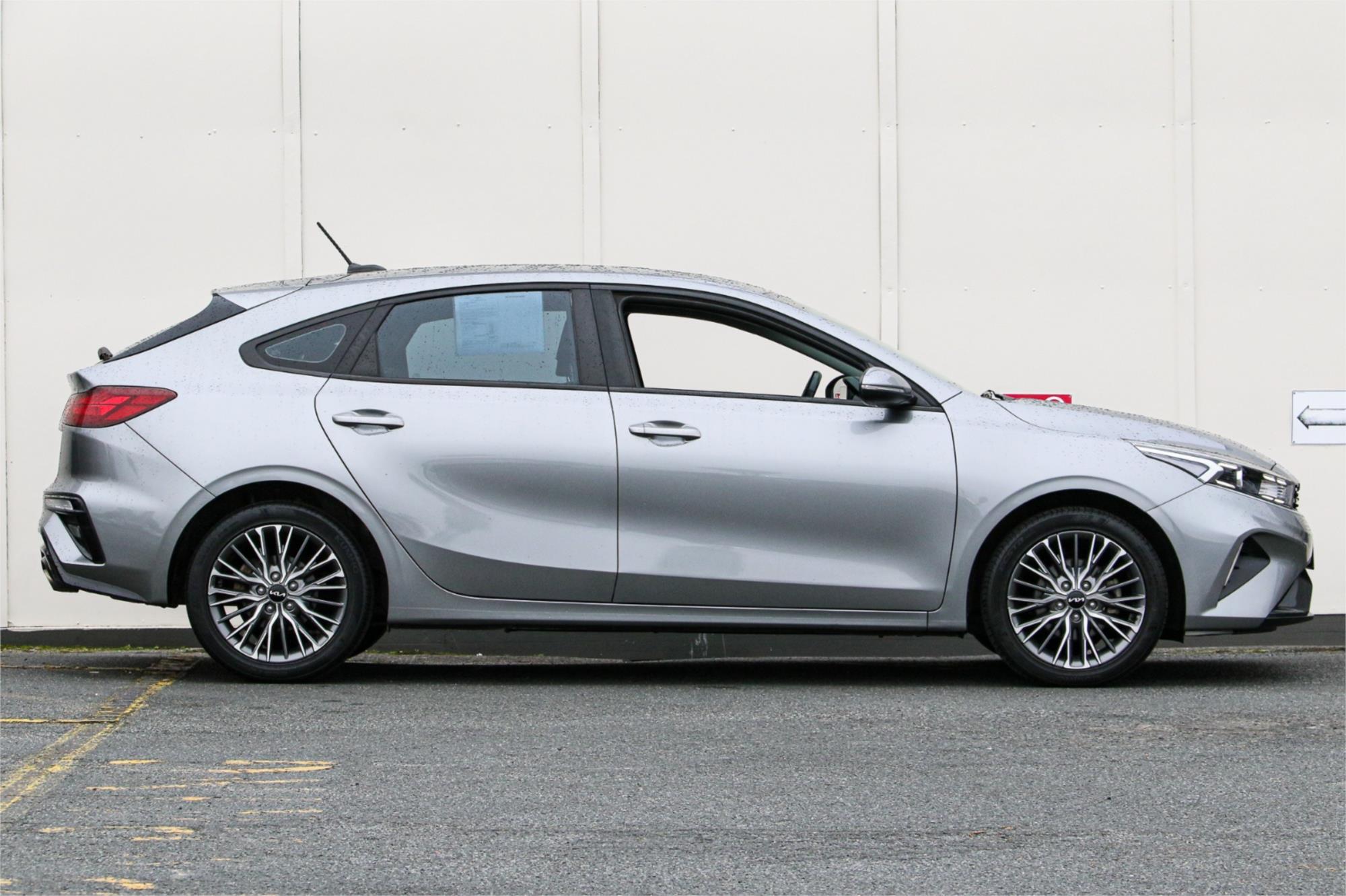 2021 KIA CERATO BD MY22 SPORT 6 SP AUTOMATIC 5D HATCHBACK