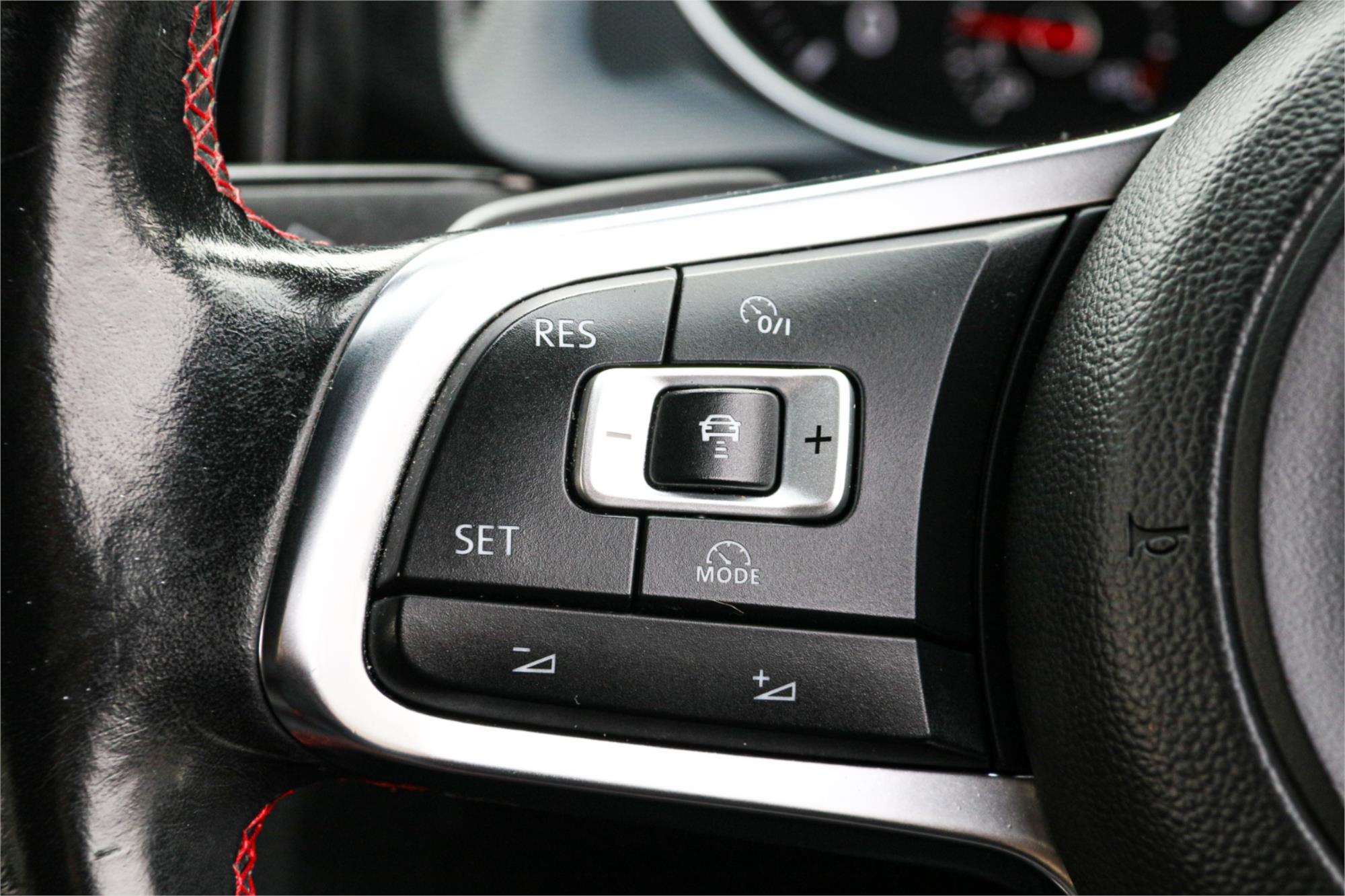 2015 VOLKSWAGEN GOLF AU MY15 GTI 6 SP AUTO DIRECT SHIFT 5D HATCHBACK