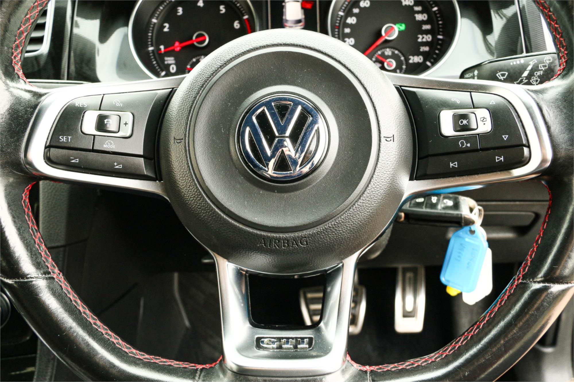 2015 VOLKSWAGEN GOLF AU MY15 GTI 6 SP AUTO DIRECT SHIFT 5D HATCHBACK
