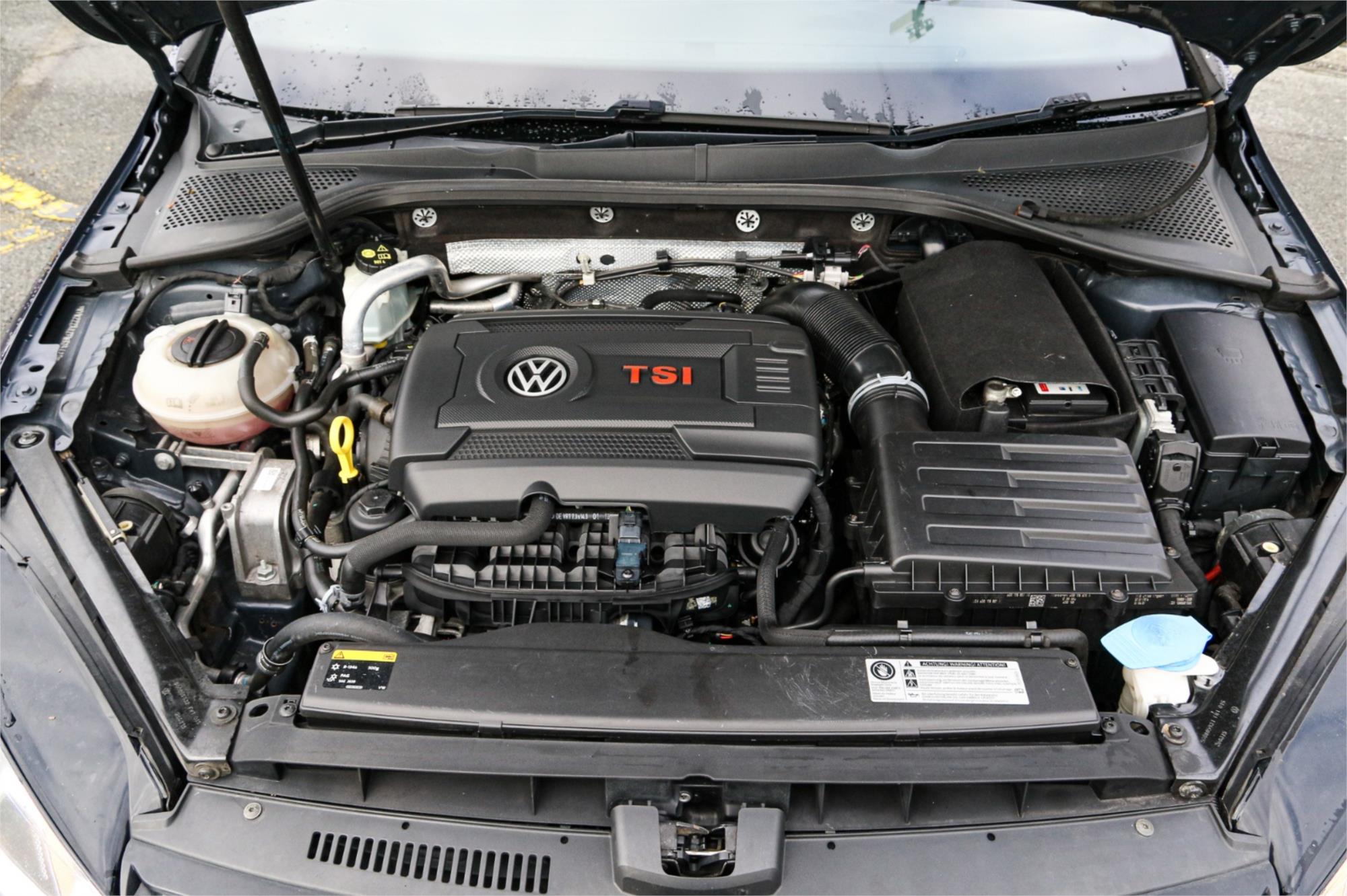 2015 VOLKSWAGEN GOLF AU MY15 GTI 6 SP AUTO DIRECT SHIFT 5D HATCHBACK