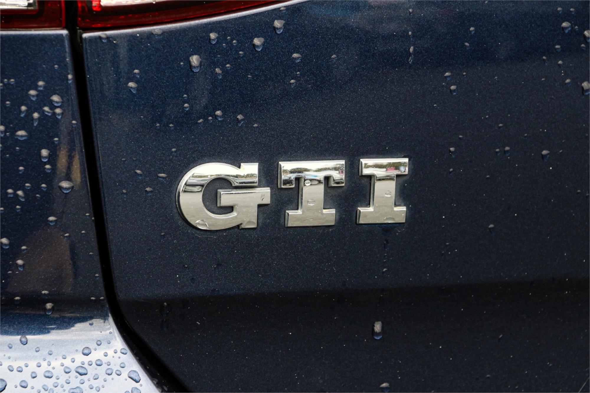 2015 VOLKSWAGEN GOLF AU MY15 GTI 6 SP AUTO DIRECT SHIFT 5D HATCHBACK