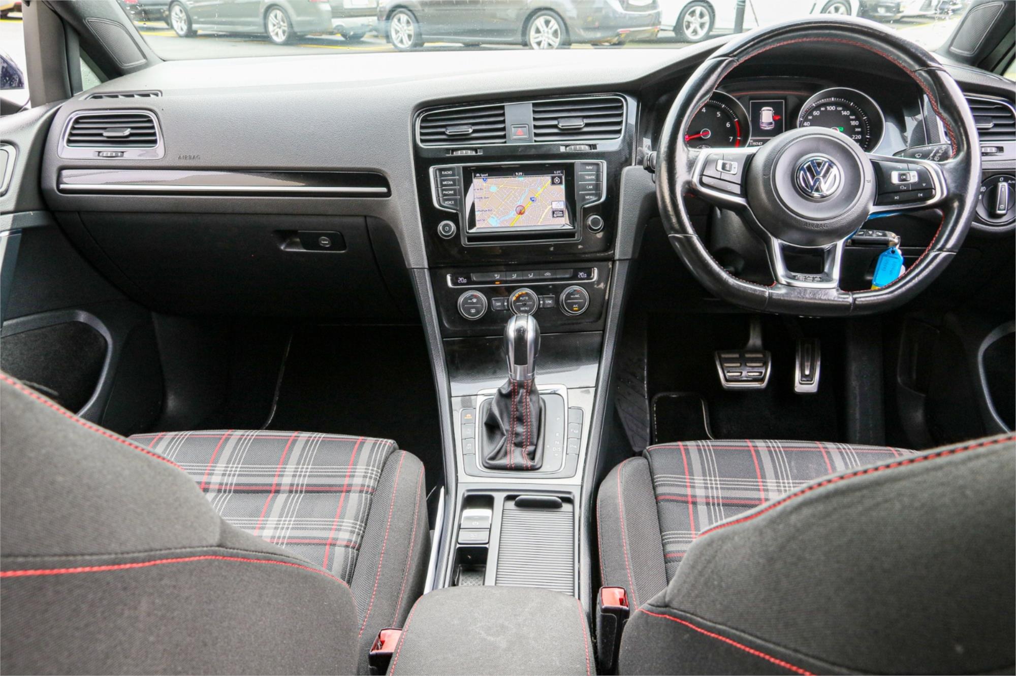 2015 VOLKSWAGEN GOLF AU MY15 GTI 6 SP AUTO DIRECT SHIFT 5D HATCHBACK
