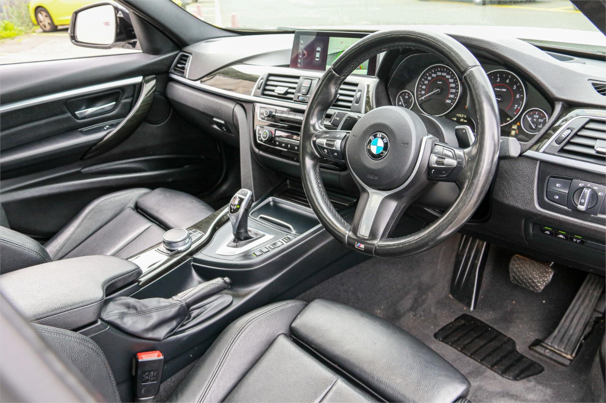 2017 BMW 3 F30 LCI 30i SPORT LINE 8 SP AUTOMATIC 4D SEDAN