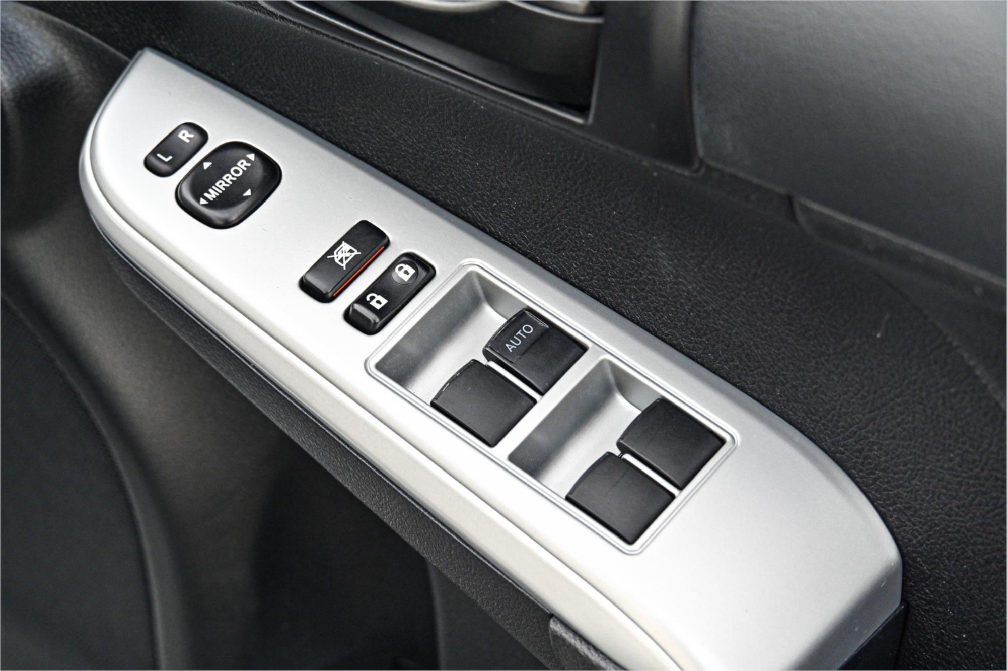 2015 TOYOTA CAMRY AVV50R MY15 ALTISE HYBRID CONTINUOUS VARIABLE 4D SEDAN