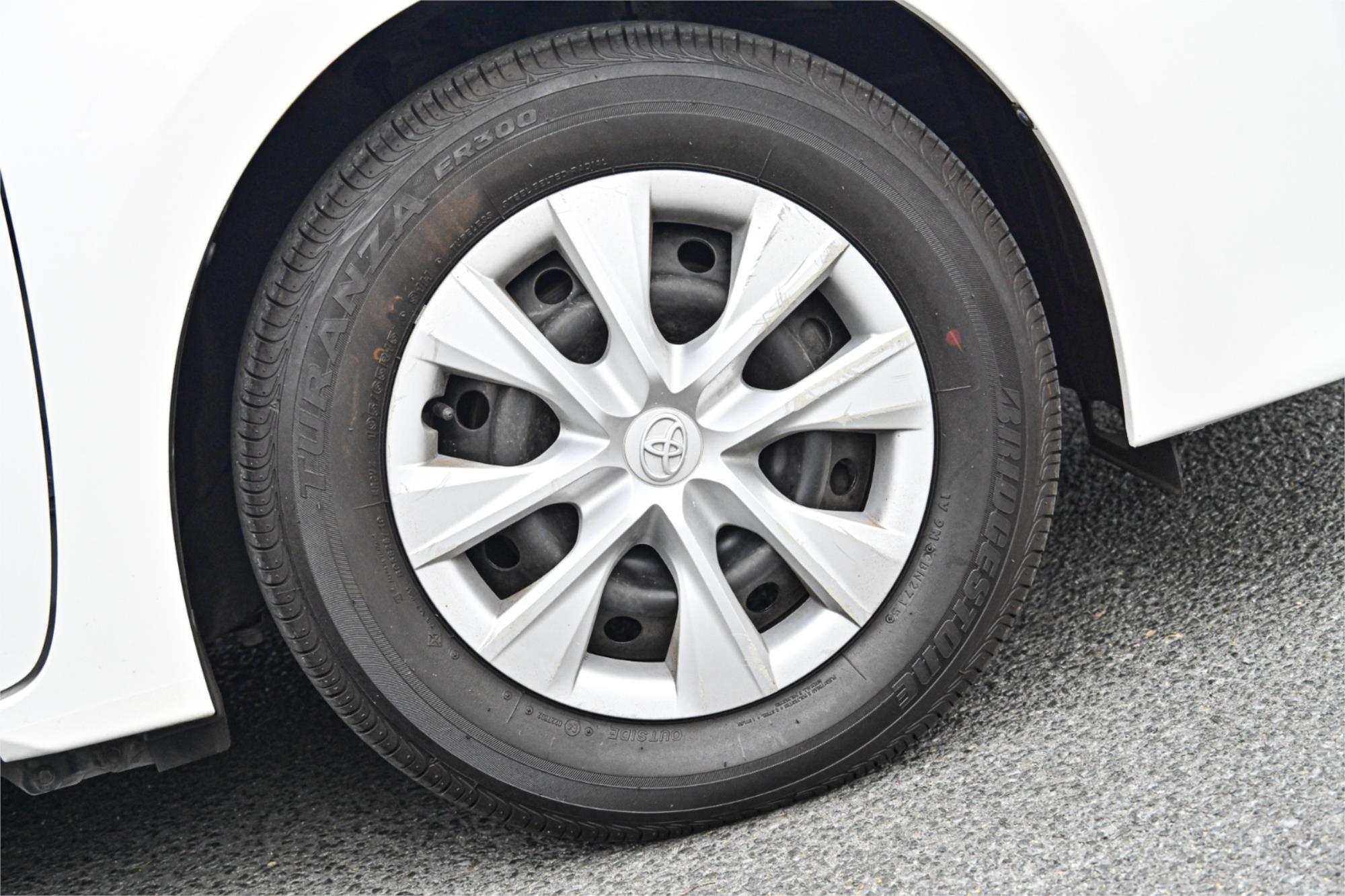 2015 TOYOTA COROLLA ZRE172R ASCENT CVT AUTO 7 SP SEQUENTIAL 4D SEDAN
