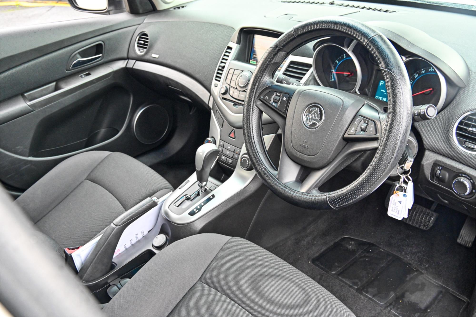 2016 HOLDEN CRUZE JH MY16 EQUIPE 6 SP AUTOMATIC 4D SEDAN
