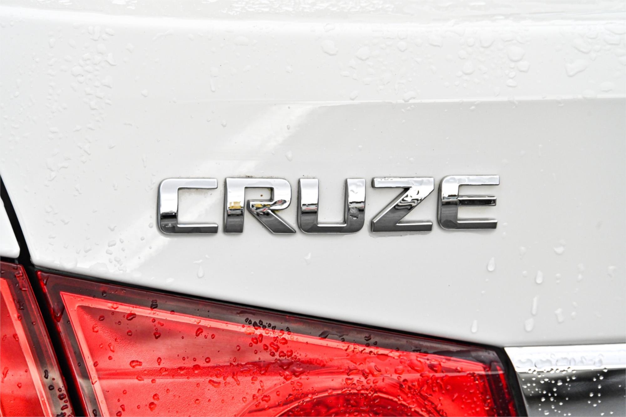 2016 HOLDEN CRUZE JH MY16 EQUIPE 6 SP AUTOMATIC 4D SEDAN