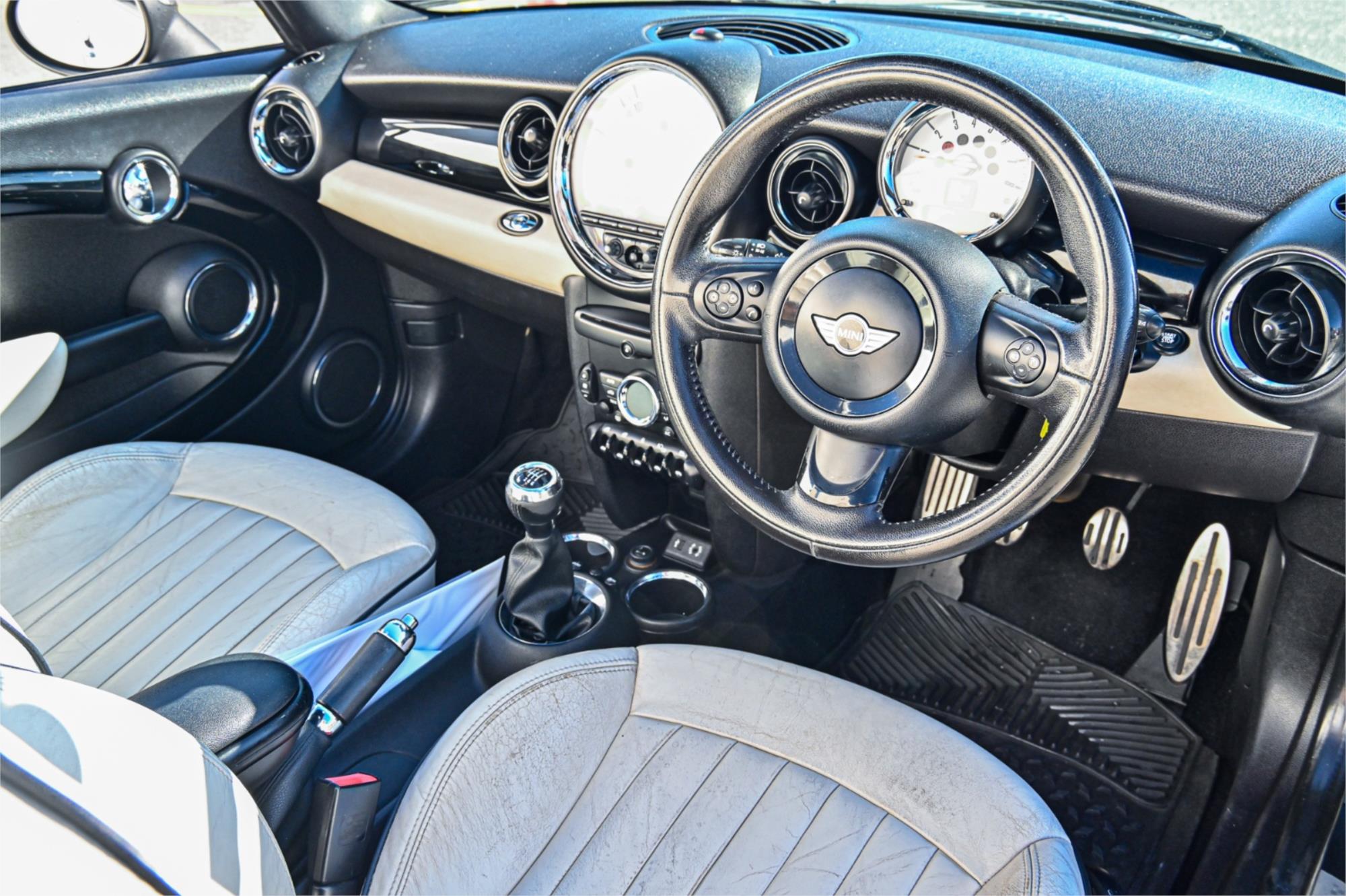 2012 MINI COOPER R57 MY12 S CABRIO 6 SP AUTOMATIC 2D CONVERTIBLE