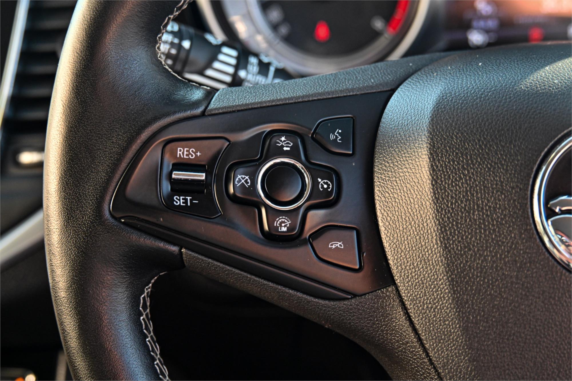 2018 HOLDEN ASTRA BK MY18 RS-V 6 SP AUTOMATIC 5D HATCHBACK