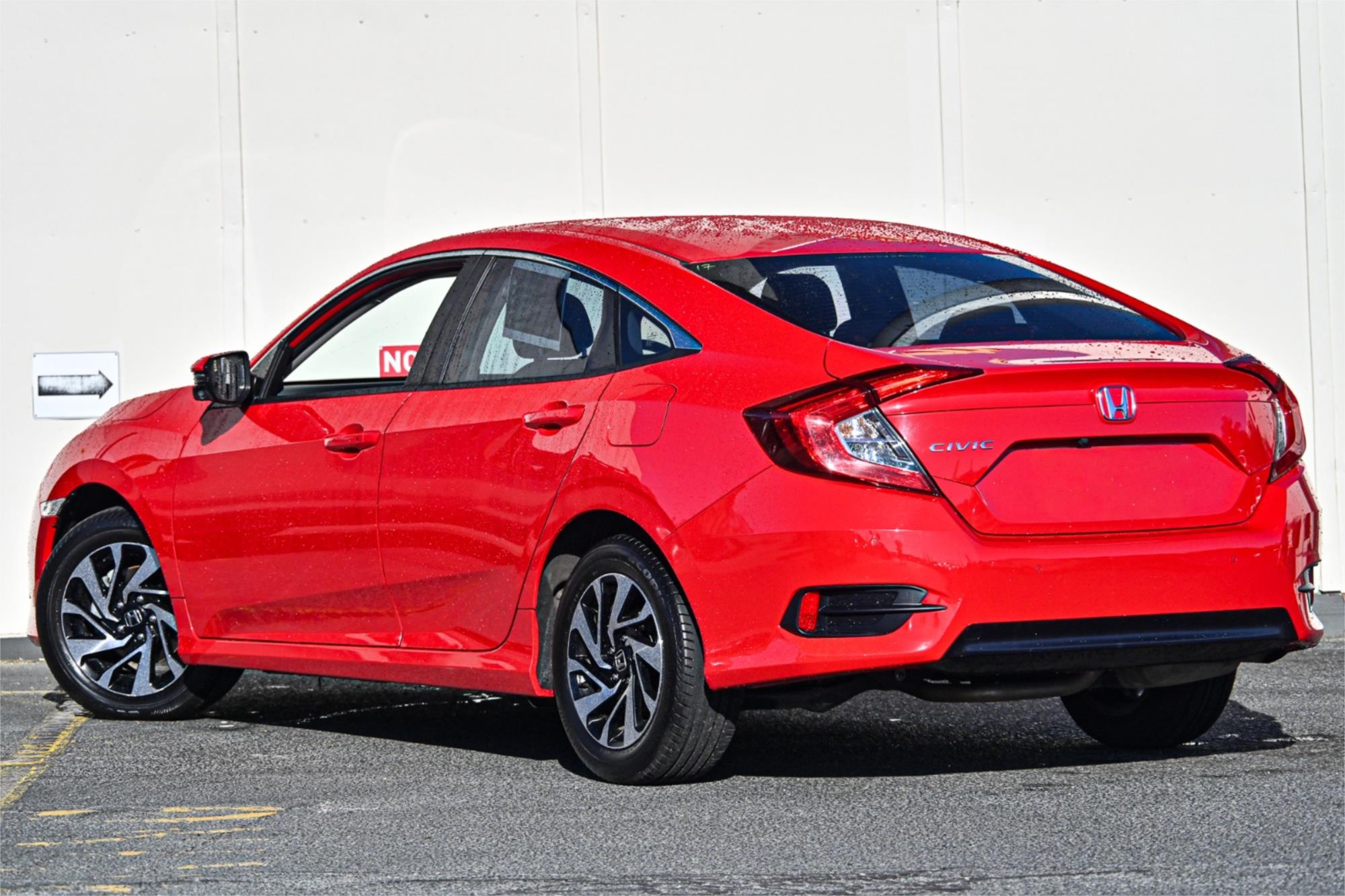 2018 HONDA CIVIC MY17 VTi-S CONTINUOUS VARIABLE 4D SEDAN
