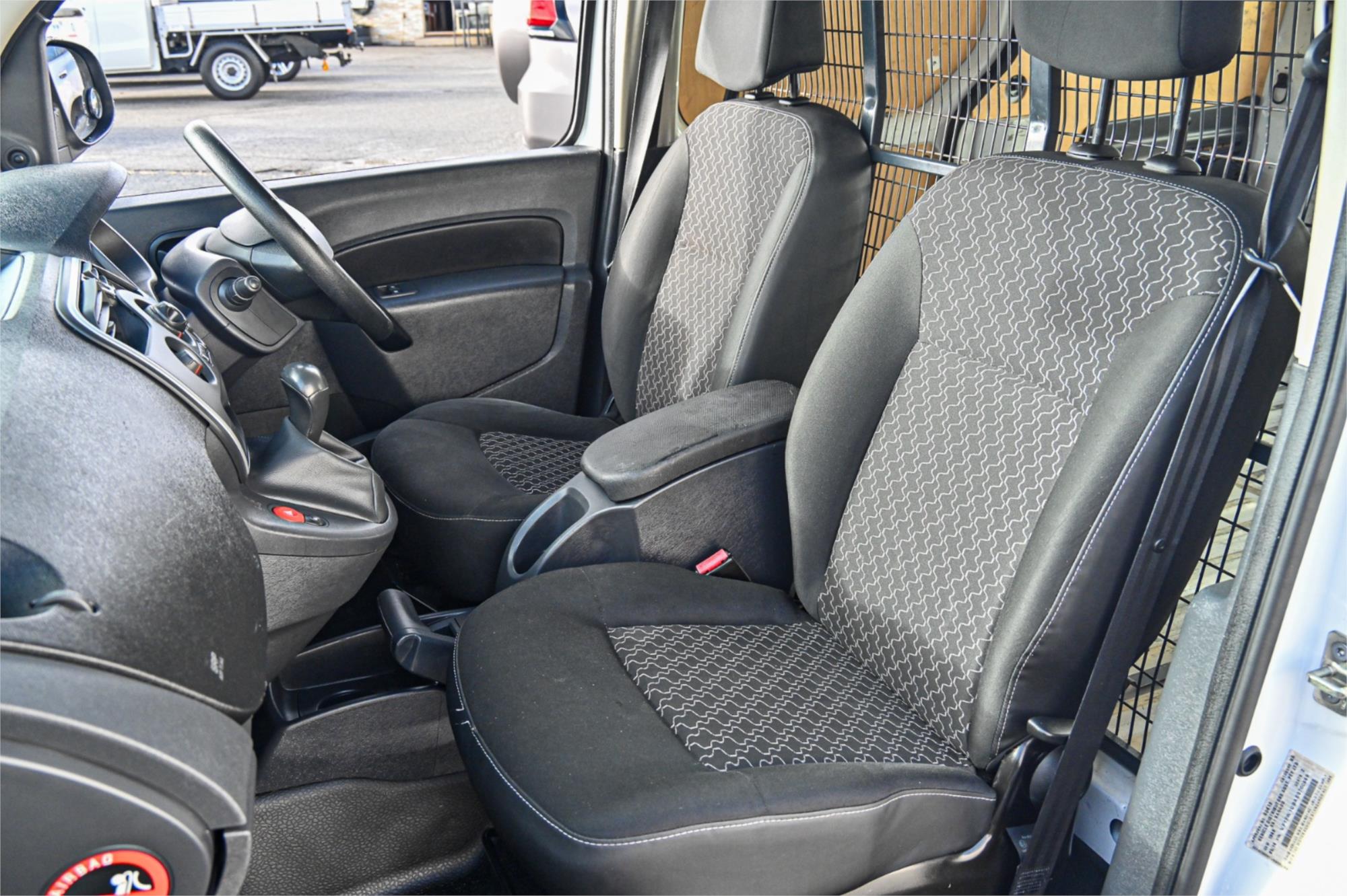 2014 RENAULT KANGOO F61 PHASE II VAN