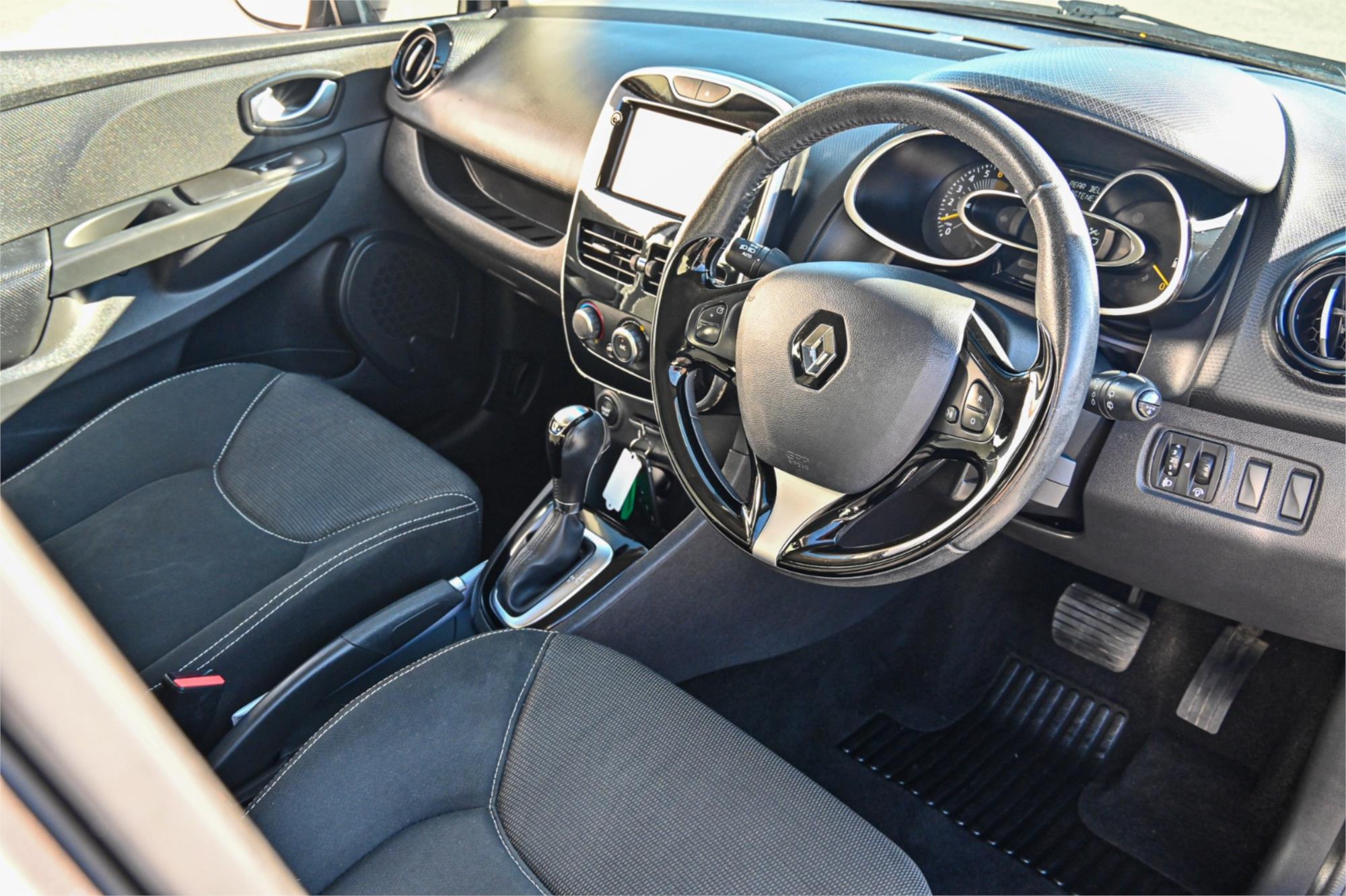 2016 RENAULT CLIO EXPRESSION 6 SP AUTOMATED MANUAL 5D HATCHBACK