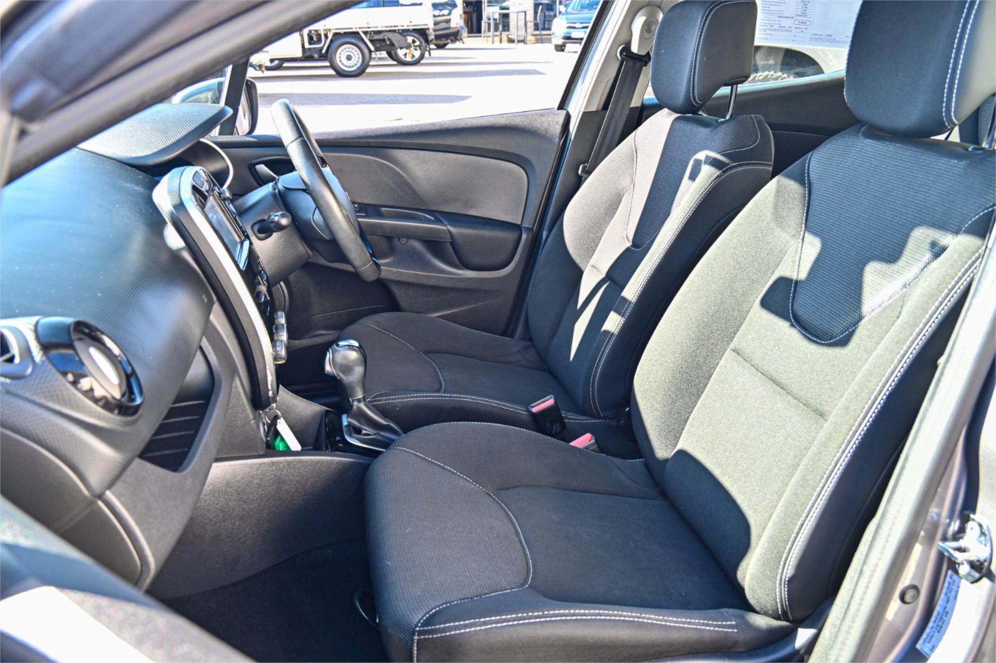 2016 RENAULT CLIO EXPRESSION 6 SP AUTOMATED MANUAL 5D HATCHBACK