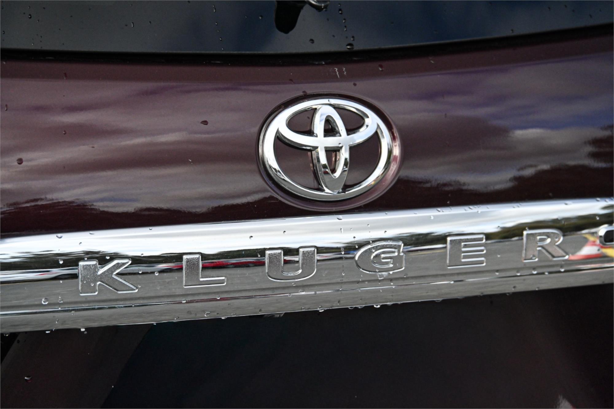 2013 TOYOTA KLUGER GSU45R MY13 UPGRADE GRANDE (4x4) 5 SP AUTOMATIC 4D WAGON
