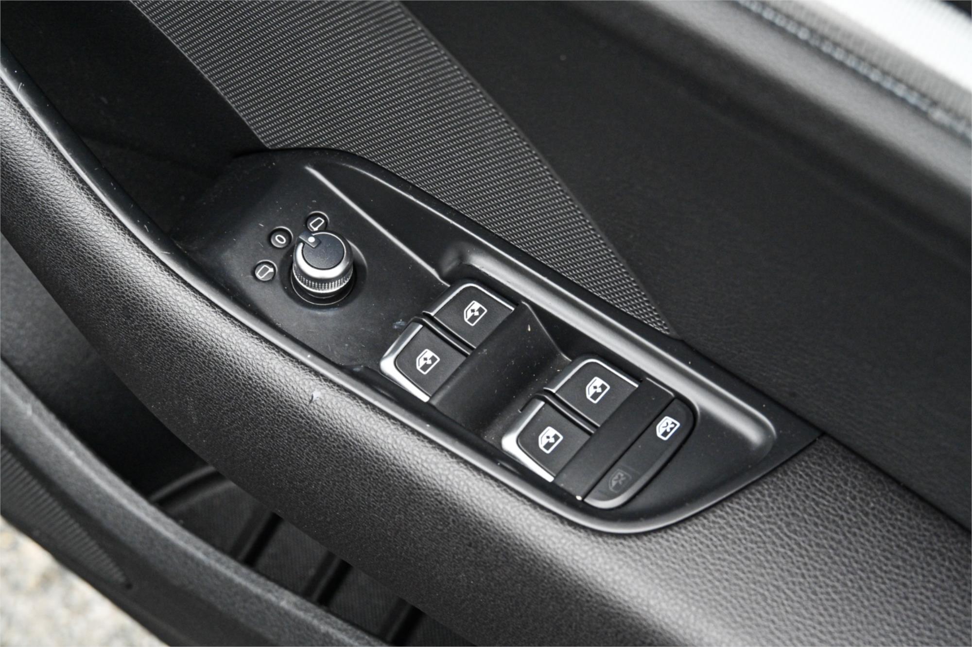 2018 AUDI A3 8V MY19 35 TFSI (1.4 TFSI COD) 7 SP AUTO S-TRONIC 4D SPORTBACK