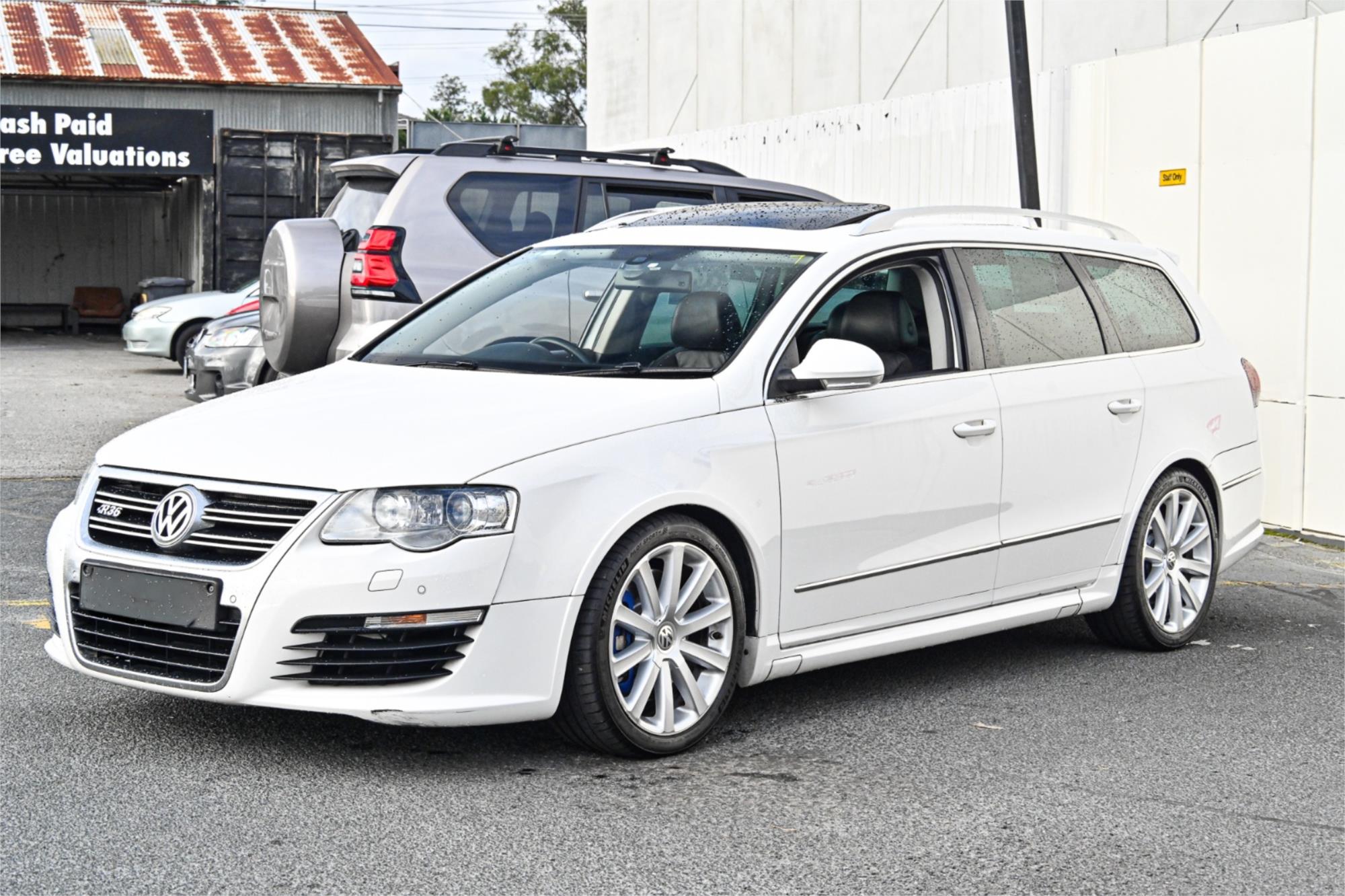2010 VOLKSWAGEN PASSAT 3C MY10 R36 6 SP AUTO DIRECT SHIFT 4D WAGON
