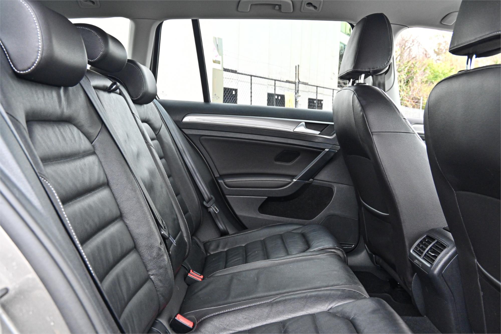2016 VOLKSWAGEN GOLF AU MY16 ALLTRACK 132 TSI 6 SP AUTO DIRECT SHIFT 4D WAGON