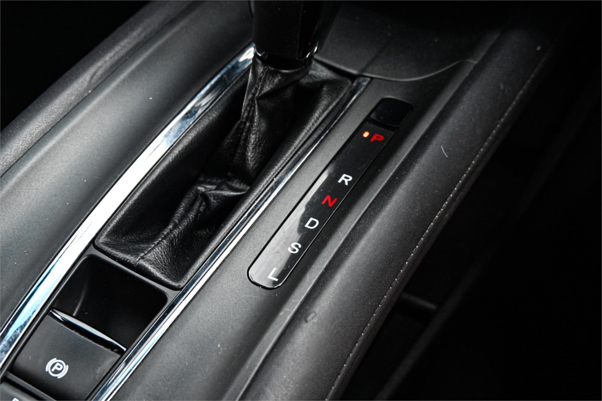 2019 HONDA HR-V MY18 VTi CONTINUOUS VARIABLE 4D WAGON