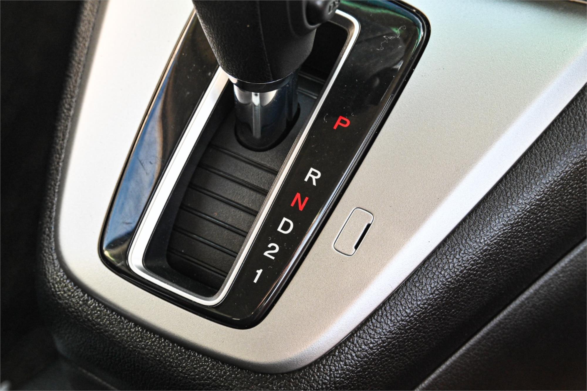 2013 HONDA CR-V 30 MY14 VTi (4x2) 5 SP AUTOMATIC 4D WAGON