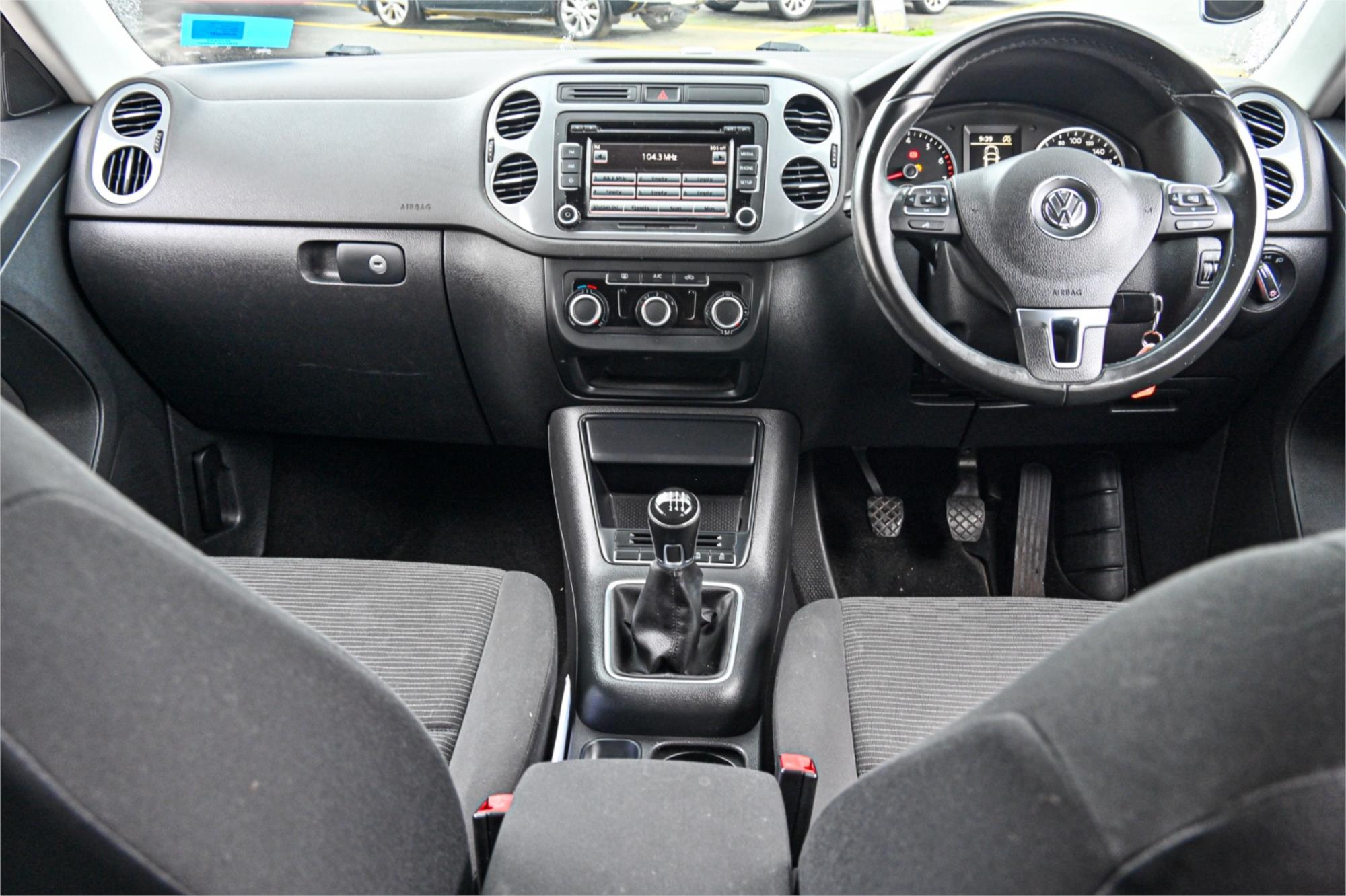 2014 VOLKSWAGEN TIGUAN 5NC MY14 118 TSI (4x2) 6 SP MANUAL 4D WAGON