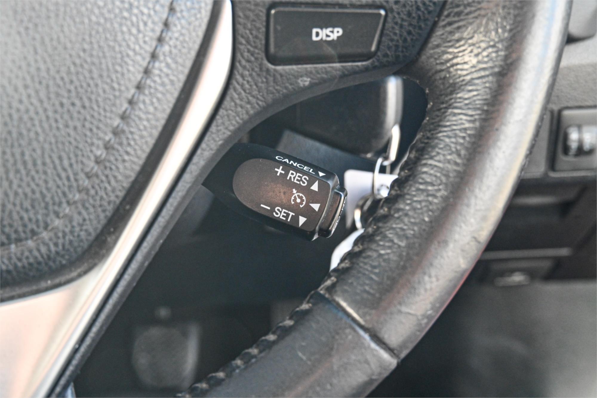 2013 TOYOTA COROLLA ZRE182R ASCENT 6 SP MANUAL 5D HATCHBACK