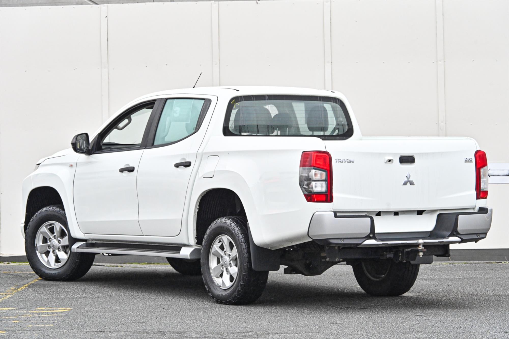 2019 MITSUBISHI TRITON MR MY19 GLX PLUS (4x4) 6 SP AUTOMATIC DOUBLE CAB P/UP