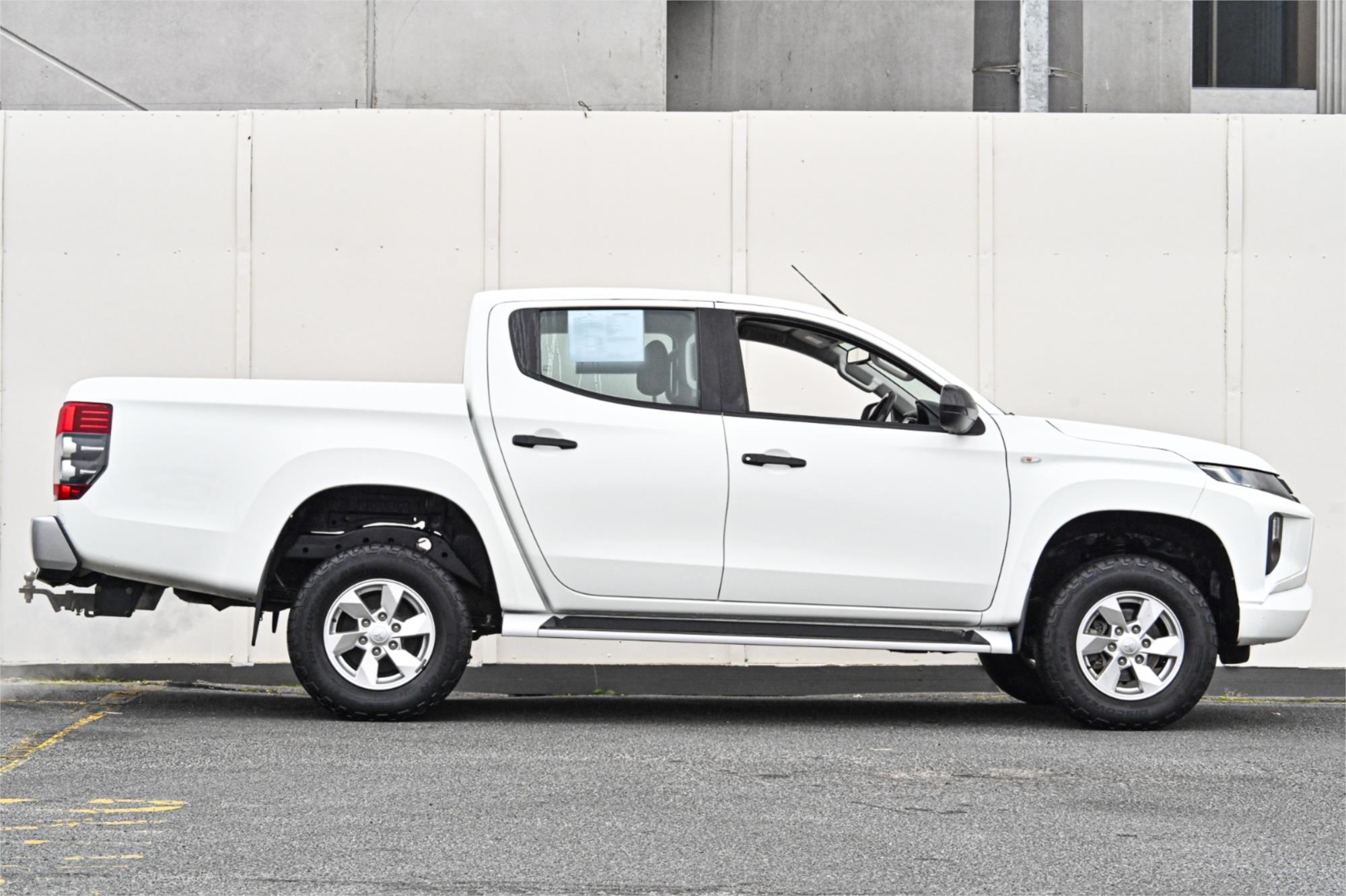 2019 MITSUBISHI TRITON MR MY19 GLX PLUS (4x4) 6 SP AUTOMATIC DOUBLE CAB P/UP