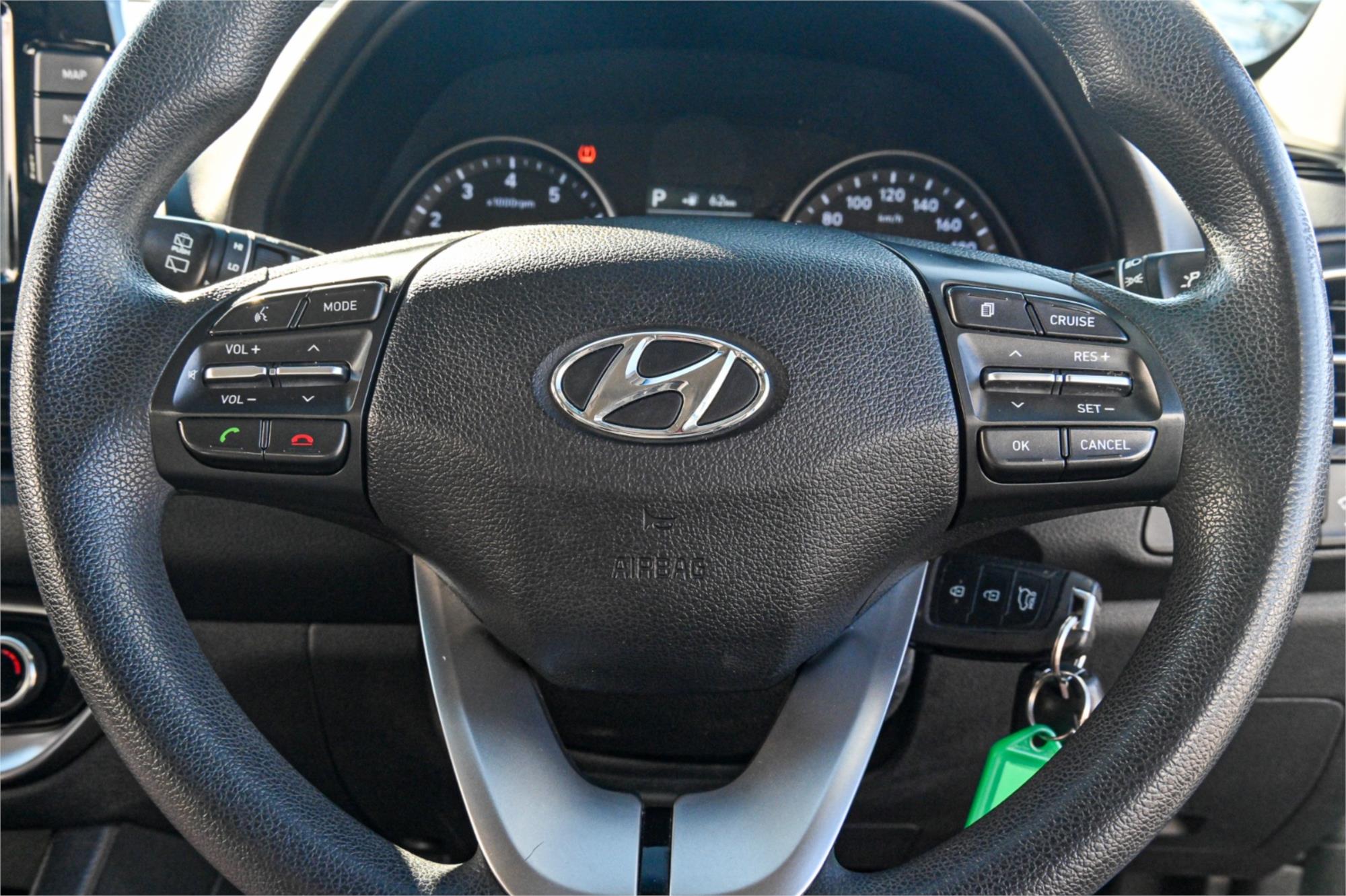 2017 HYUNDAI i30 PD ACTIVE 6 SP AUTO SEQUENTIAL 4D HATCHBACK