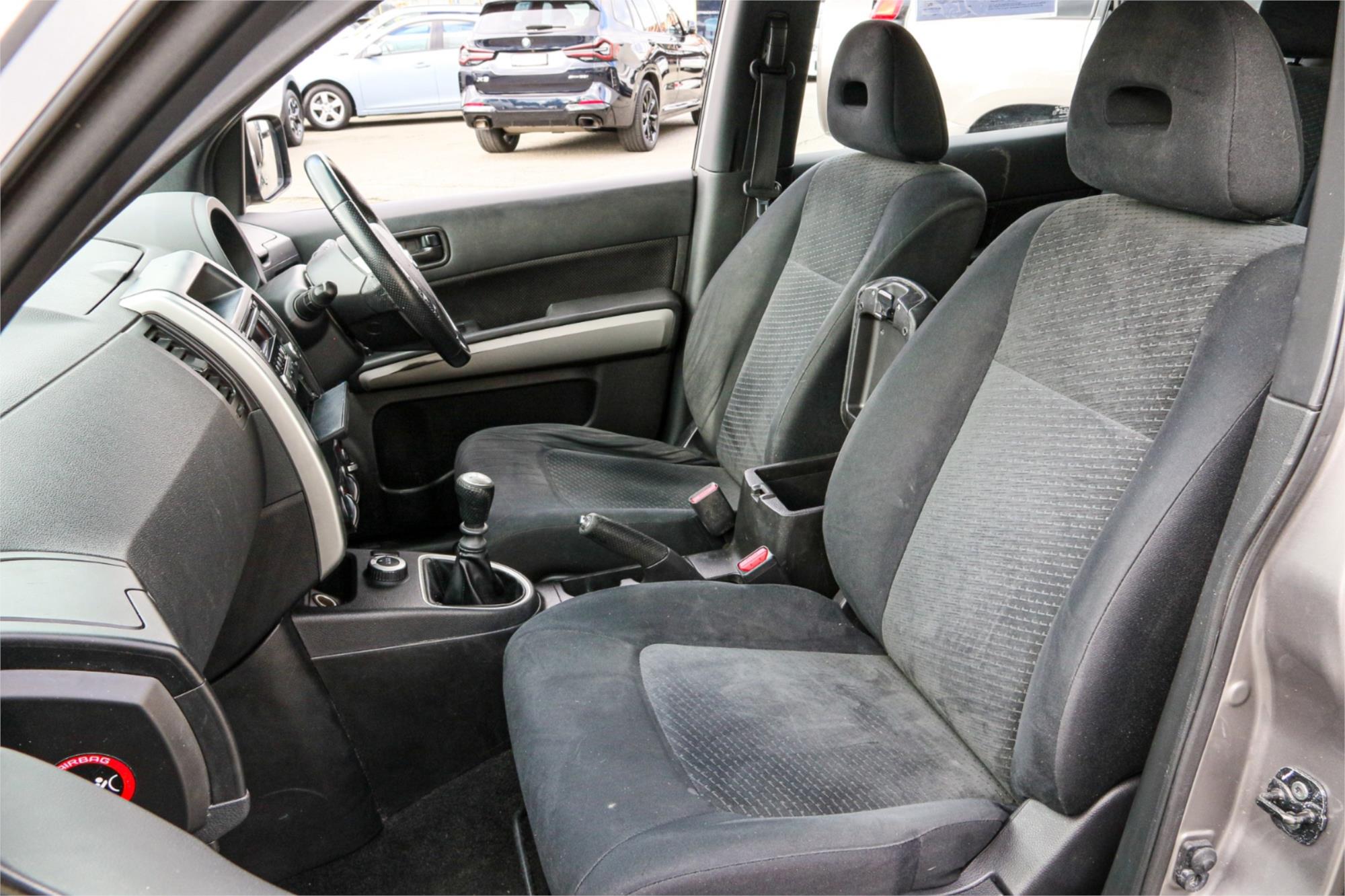 2012 NISSAN X-TRAIL T31 MY11 ST (4x4) 6 SP MANUAL 4D WAGON