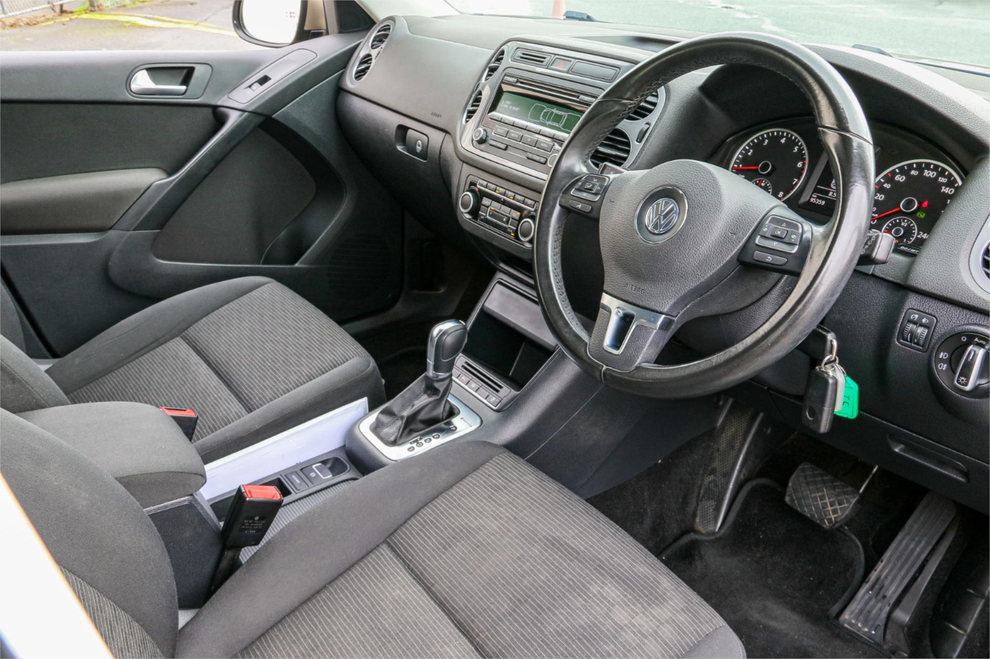 2012 VOLKSWAGEN TIGUAN 5NC MY12 132 TSI PACIFIC 6 SP AUTOMATIC 4D WAGON
