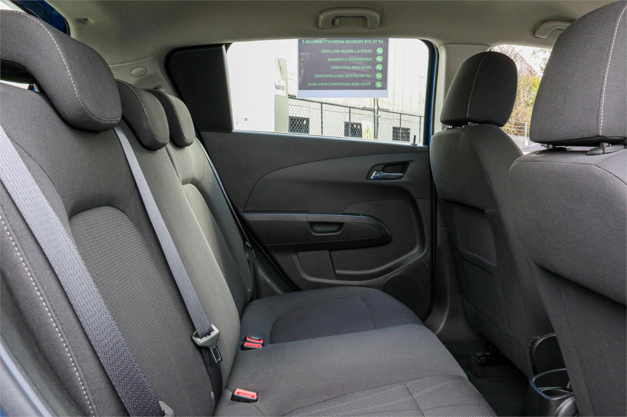2017 HOLDEN BARINA TM MY17 LS 6 SP AUTOMATIC 5D HATCHBACK
