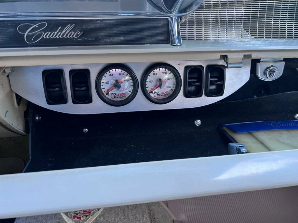 1962 CADILLAC DE VILLE PARK AVENUE 4 SP AUTOMATIC 4D HARDTOP