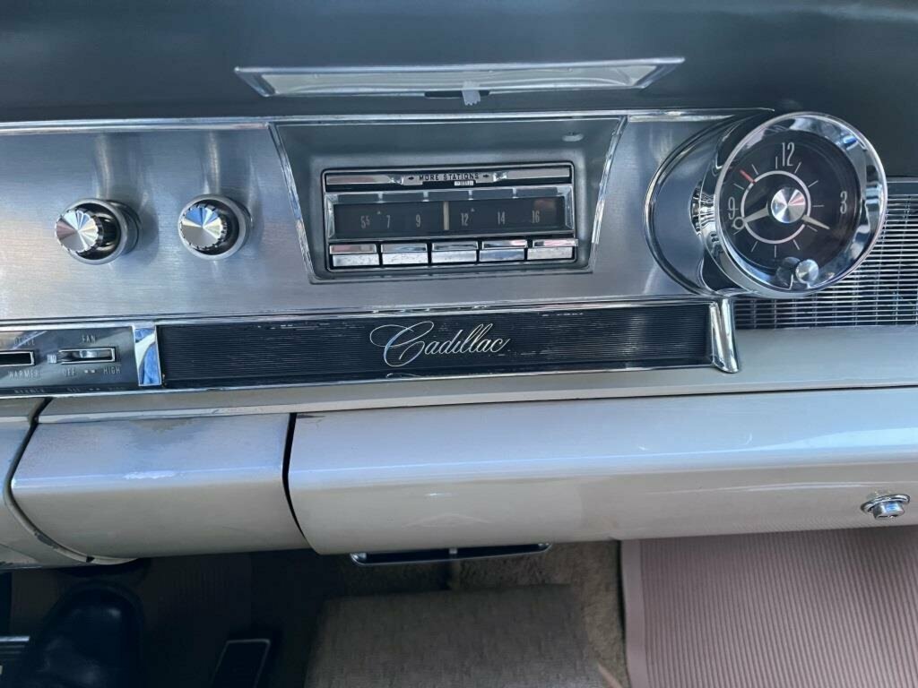 1962 CADILLAC DE VILLE PARK AVENUE 4 SP AUTOMATIC 4D HARDTOP